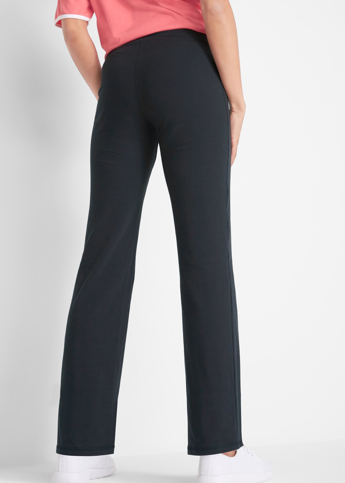 bonprix Sporthose  aus Baumwoll-Stretch, Bootcut, Slim fit, Kontrastdetail am Bund