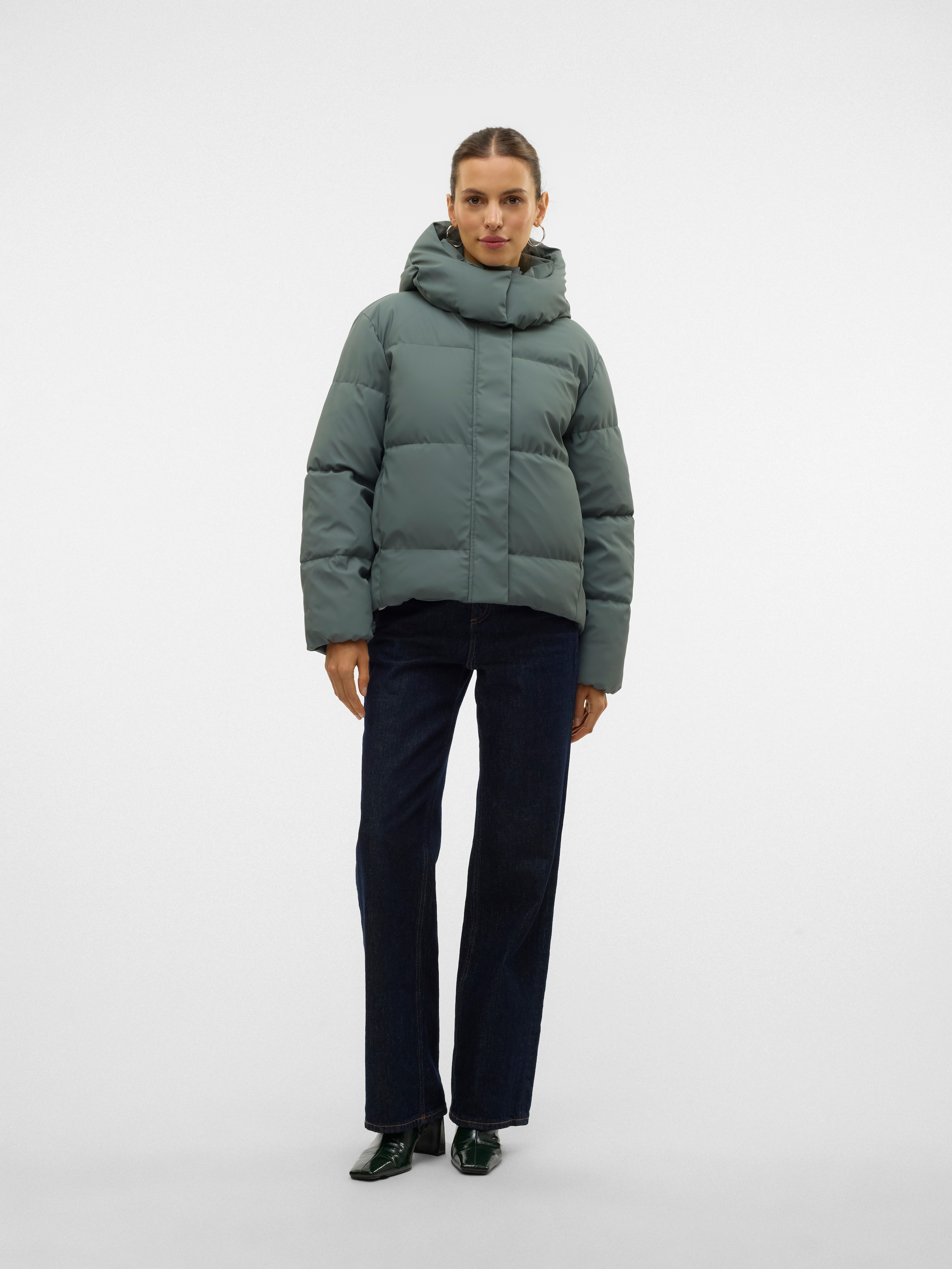 Vero Moda Steppjacke »VMGRETAKYLIE SHORT COATED JACKET NOOS«, mit Kapuze