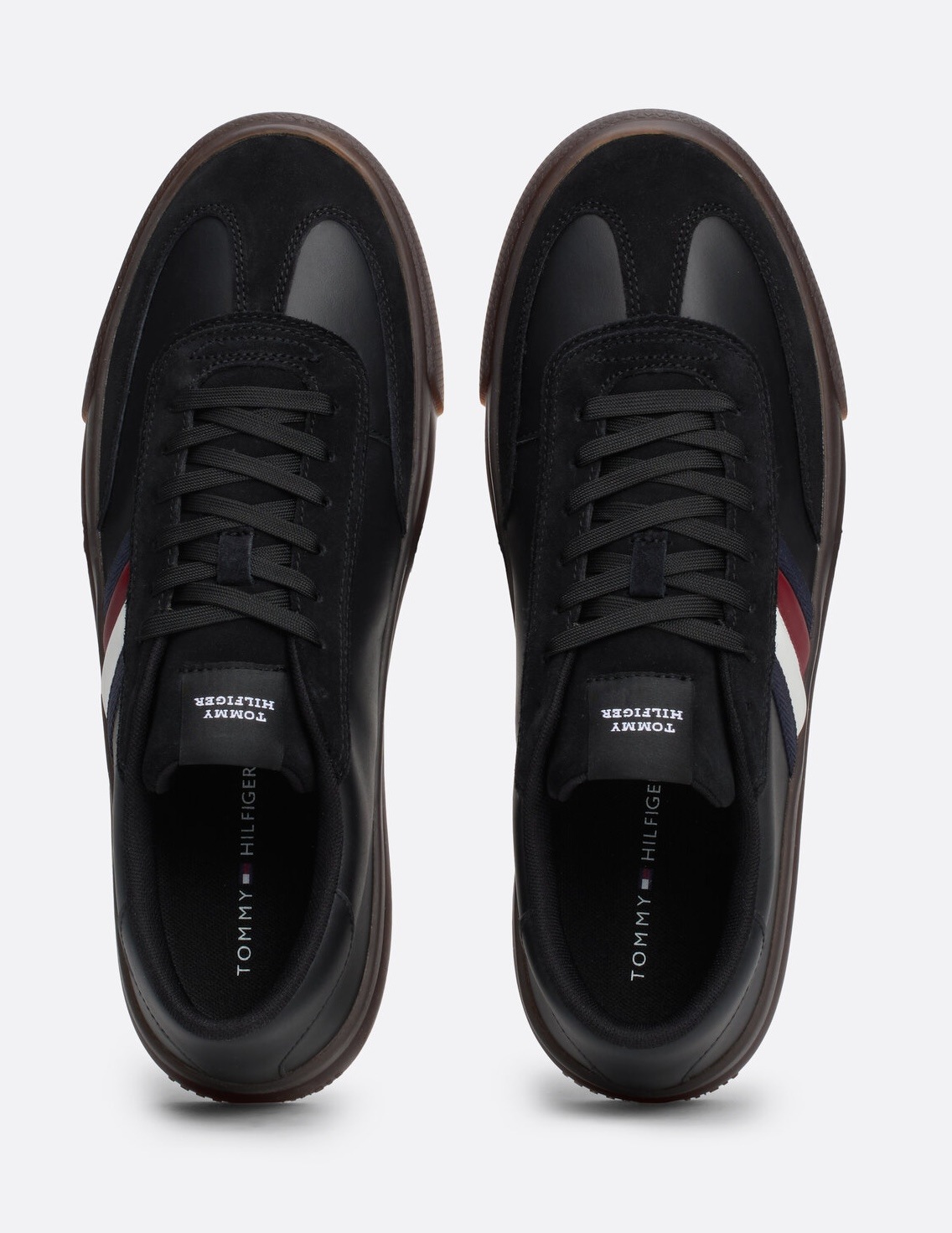 Tommy Hilfiger Sneaker »TH CUPSET TERRACE«, Freizeitschuh, Halbschuh, Schnürschuh mit seitlichen Streifen