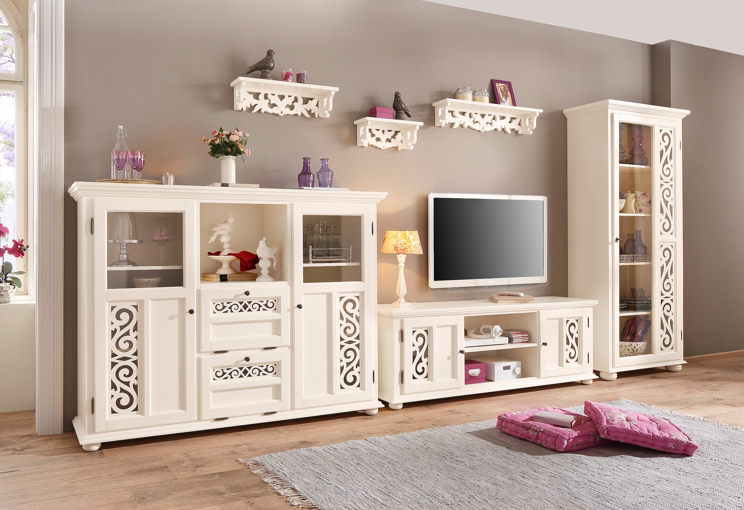 Home affaire Highboard »Arabeske«, Vitrine in Holzoptik, mit Fräsungen auf den Türfronten, Breite 160 cm