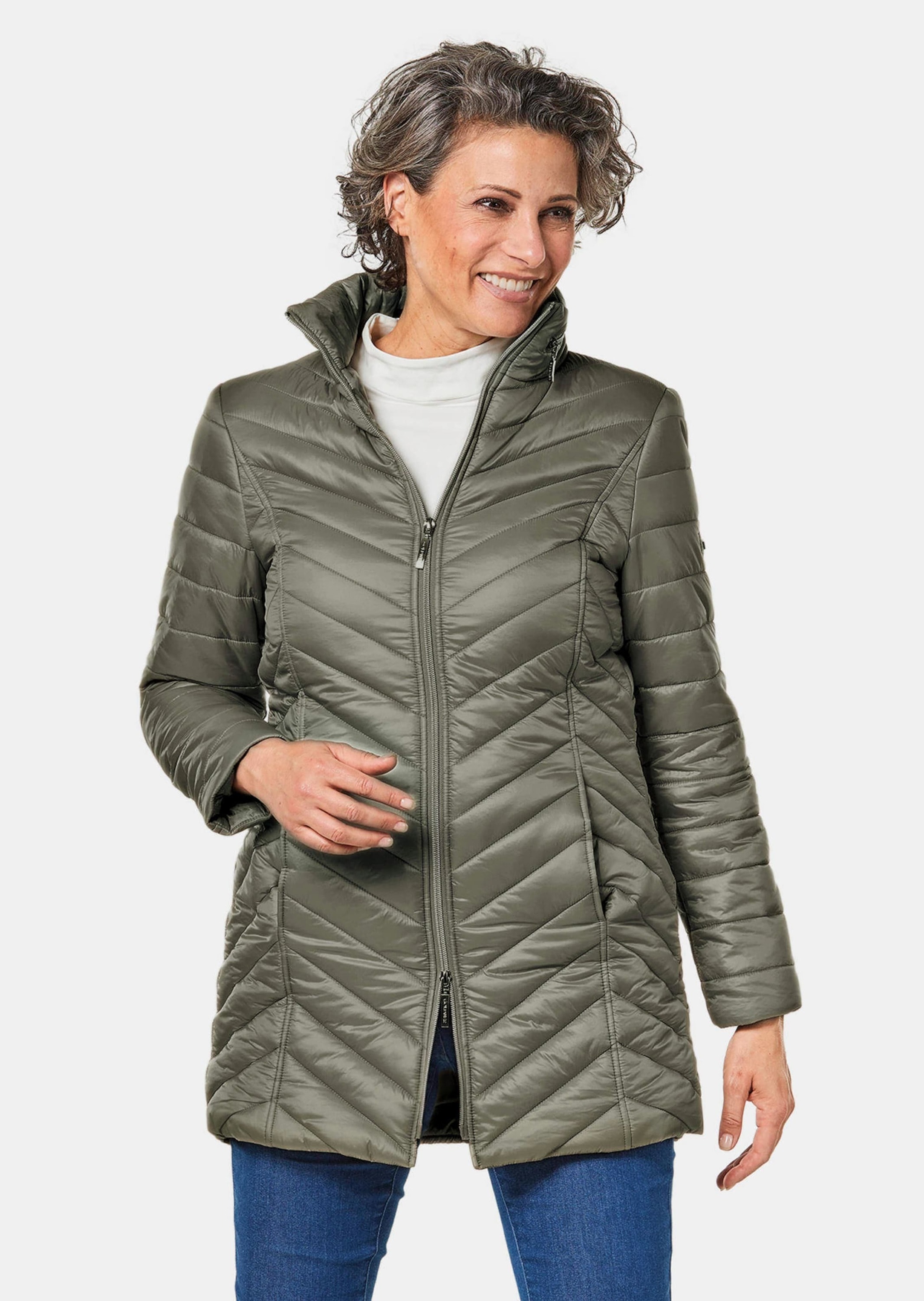 GOLDNER Kurzjacke »Longsteppjacke Figurschmeichelnde, leichte Longsteppjacke«