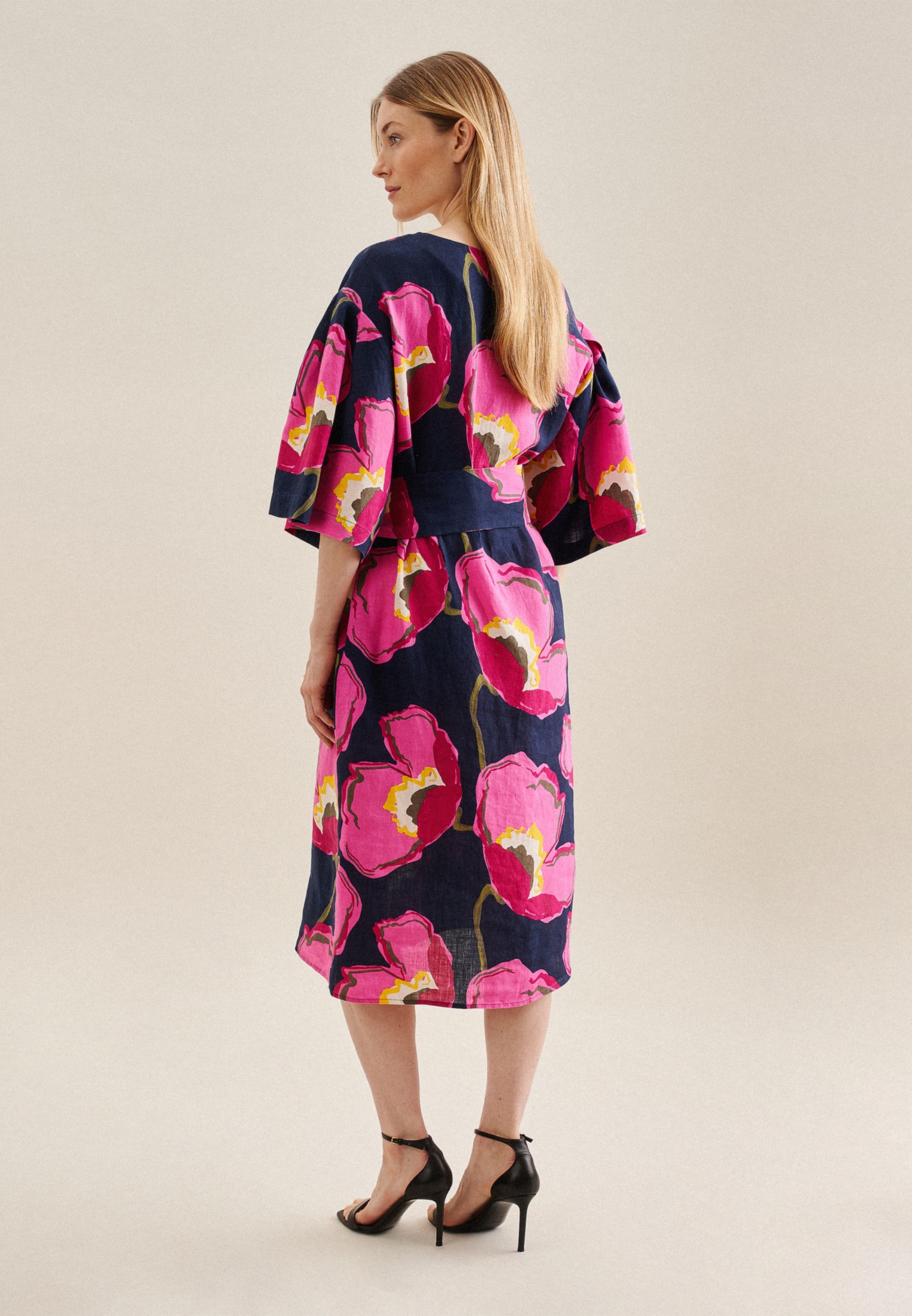 seidensticker Sommerkleid »Schwarze Rose«, Kurzarm Rundhals Floral