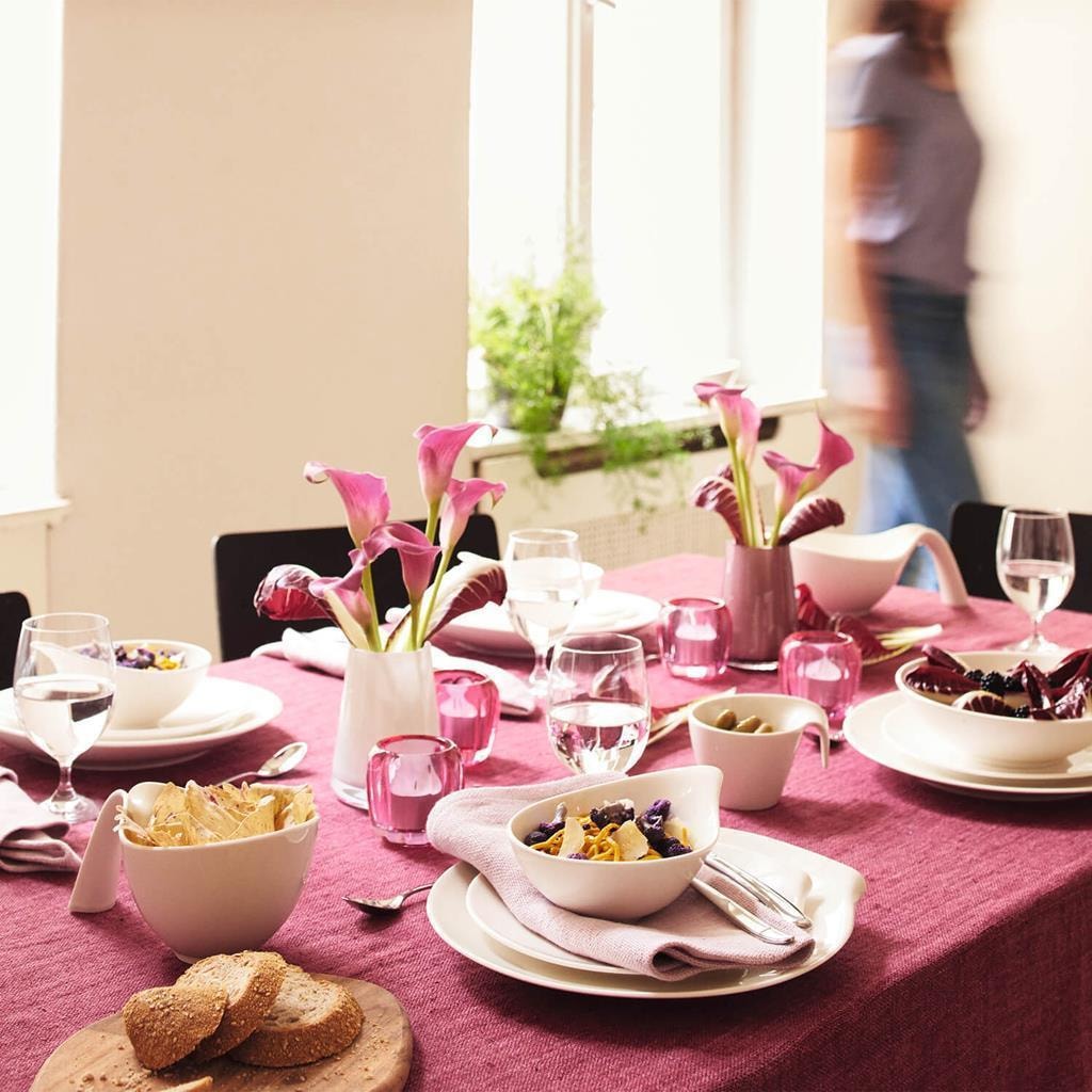 Villeroy & Boch Geschirr-Set »Tafelservice Flow 12er Set weiß« Spülmaschinengeeignet, Mikrowellenfest