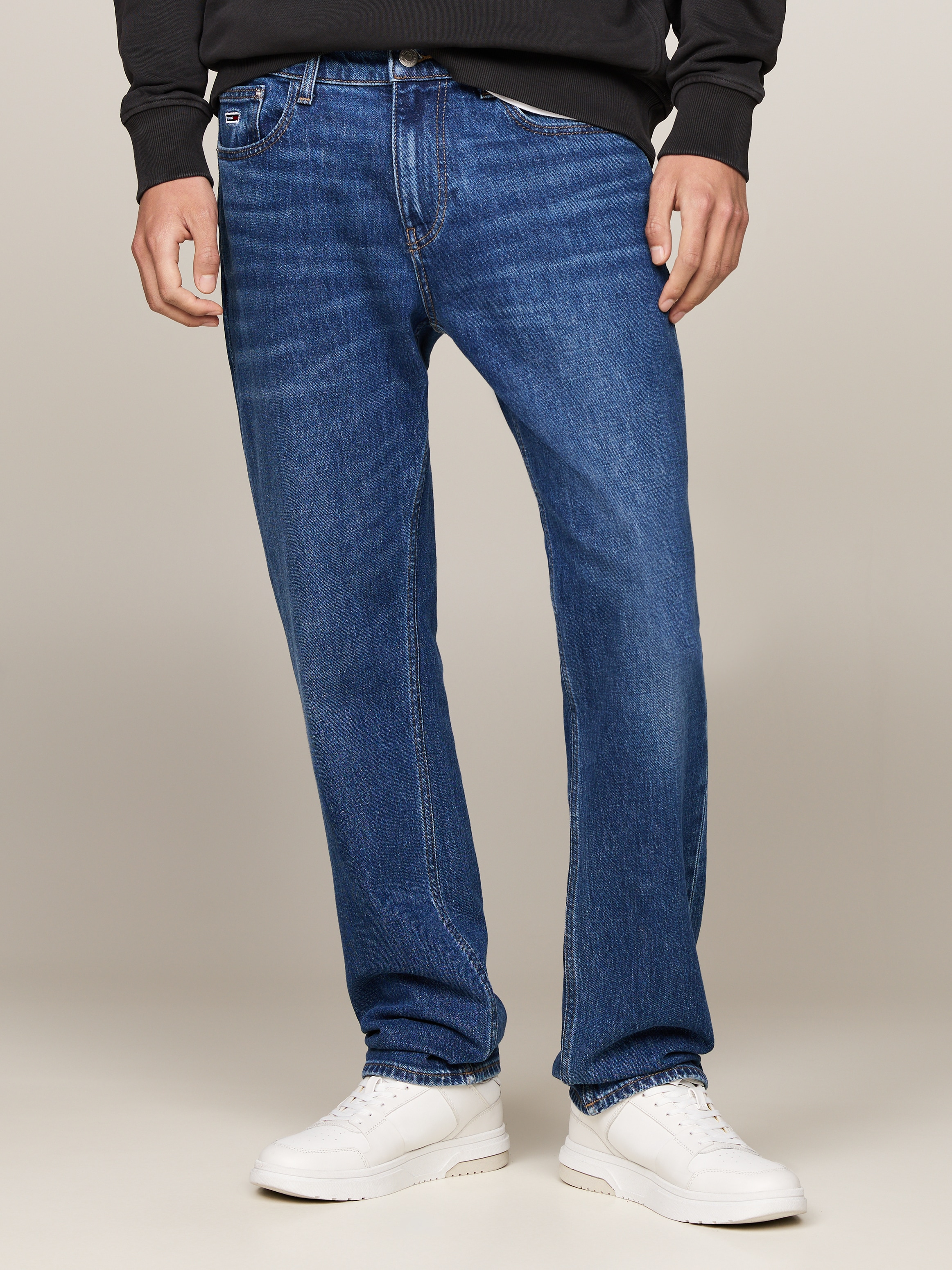 Regular-fit-Jeans »RYAN RGLR STRGHT«, mit Logoprägung