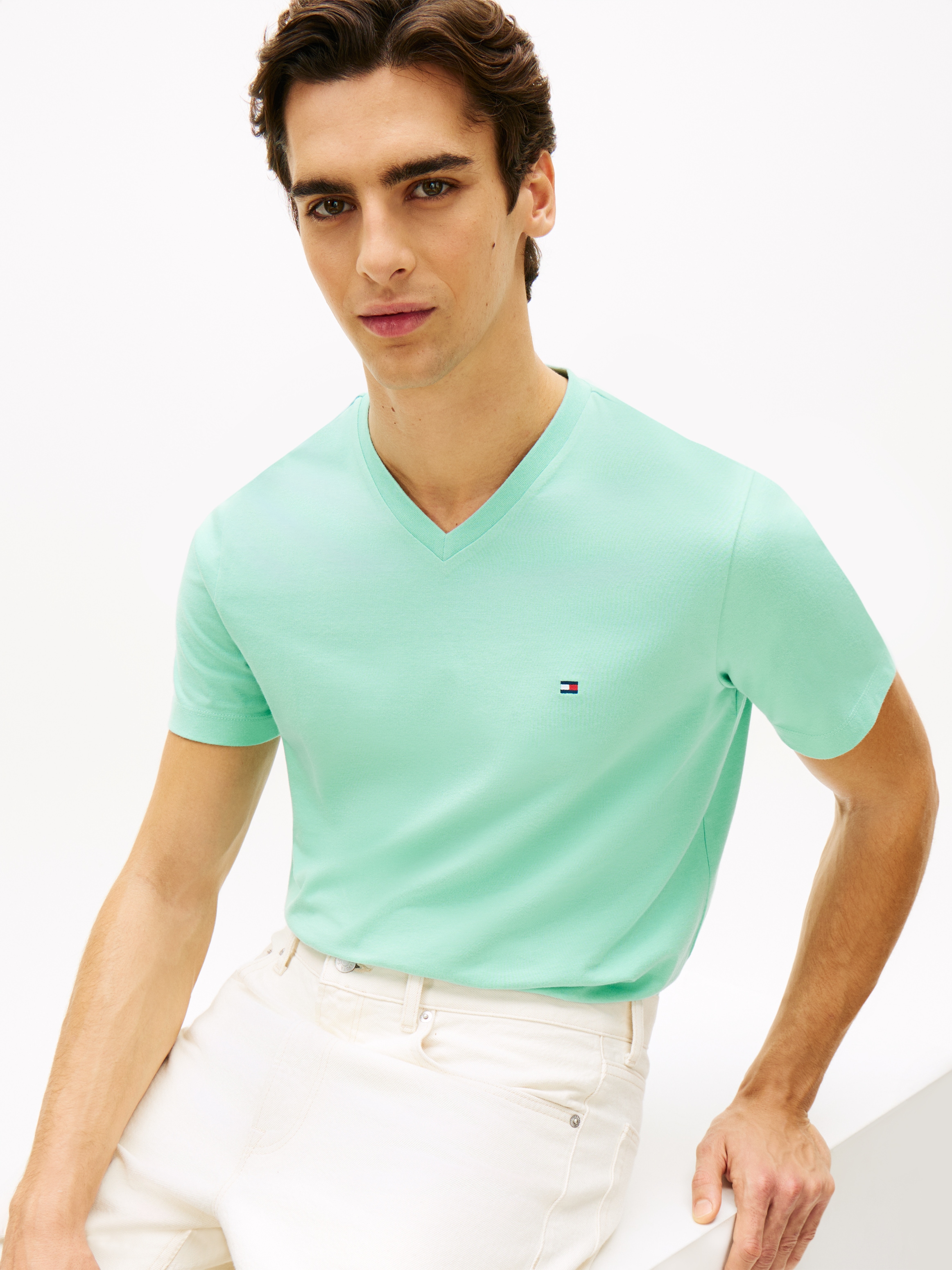 Tommy Hilfiger V-Shirt »ESSENTIAL V-NECK« unifarben, casual, regular fit, Baumwolle,