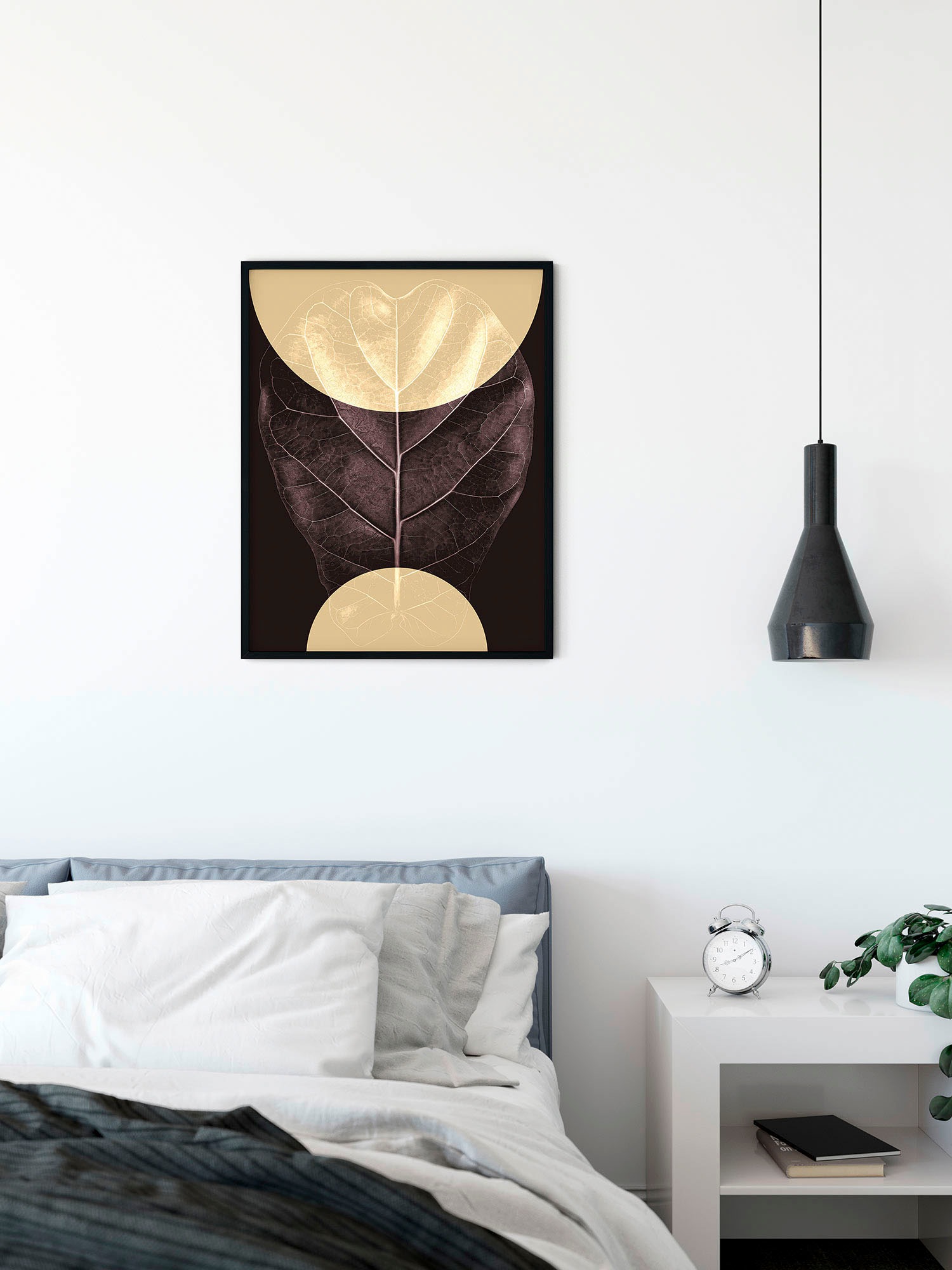 Komar Wandbild »Shadow Theatre«, (1 St.), Deutsches Premium-Poster Fotopapier mit seidenmatter Oberfläche und hoher Lichtbeständigkeit. Für fotorealistische Drucke mit gestochen scharfen Details und hervorragender Farbbrillanz.