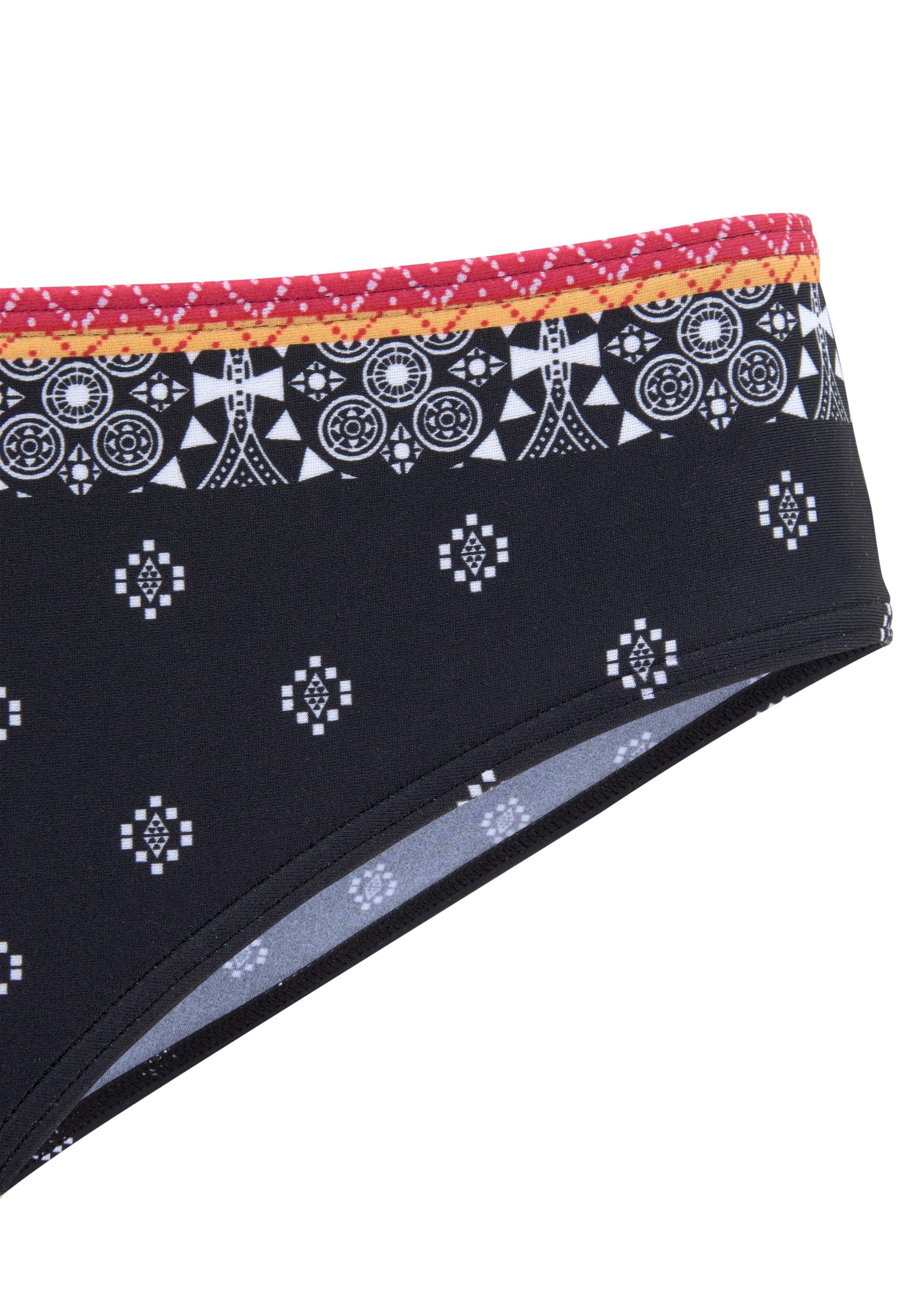 LASCANA Bikini-Hose »Kimer« mit modernem Print PN8112