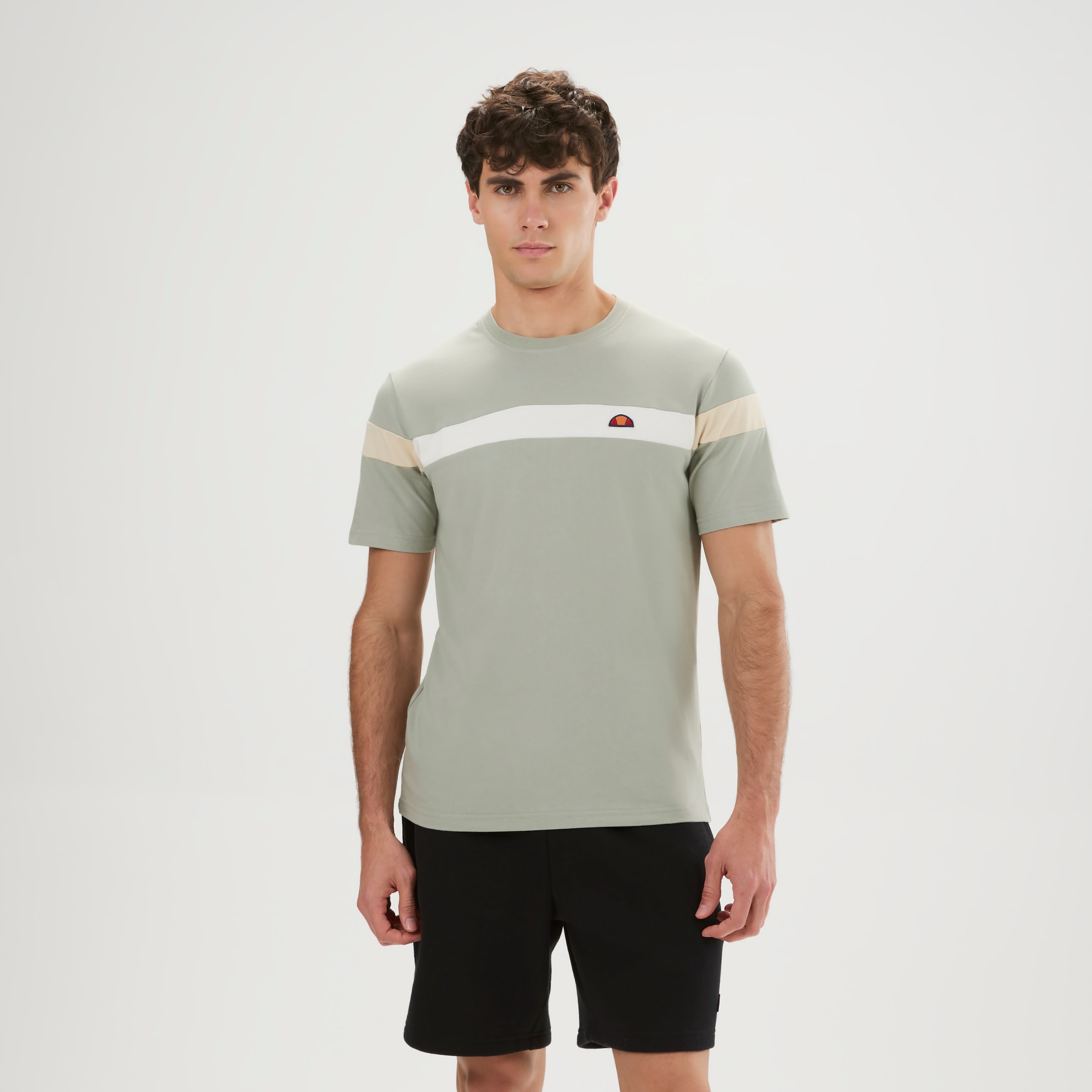 Ellesse T-Shirt »CASERIO TEE« für sportliche Aktivitäten geeignet, mit Rundhalsausschnitt, Kurzarm