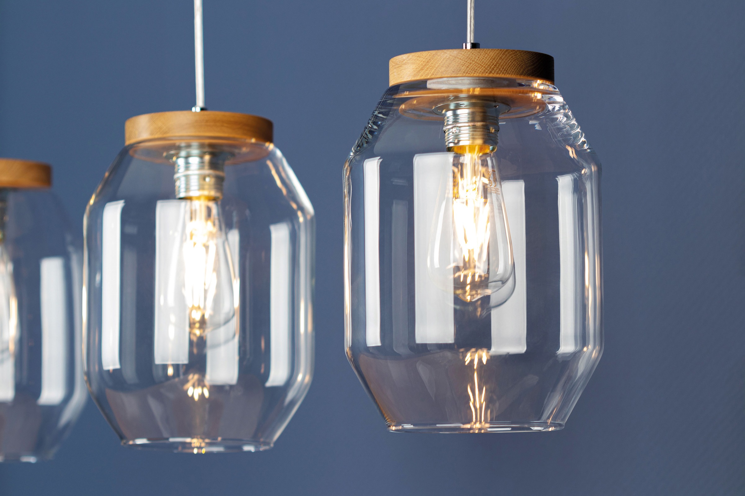 BRITOP LIGHTING Pendelleuchte »Vaso«, Leuchtmittel E27 | Leuchtmittel wechselbar, Naturprodukt aus Kiefernholz, Nachhaltig, Hochwertige Glasschirme