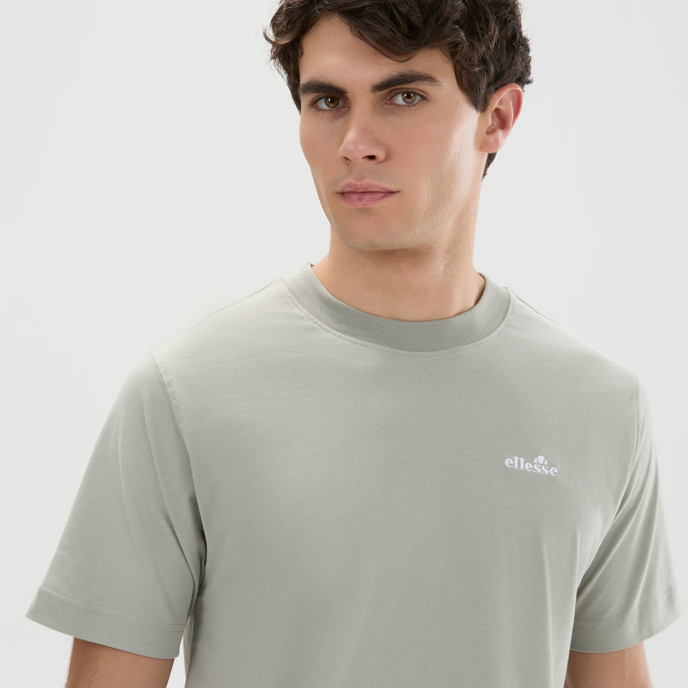 Ellesse T-Shirt »ACCIANO T-SHIRT« Kurzarm, ohne Verschluss, Rundhalsausschnitt