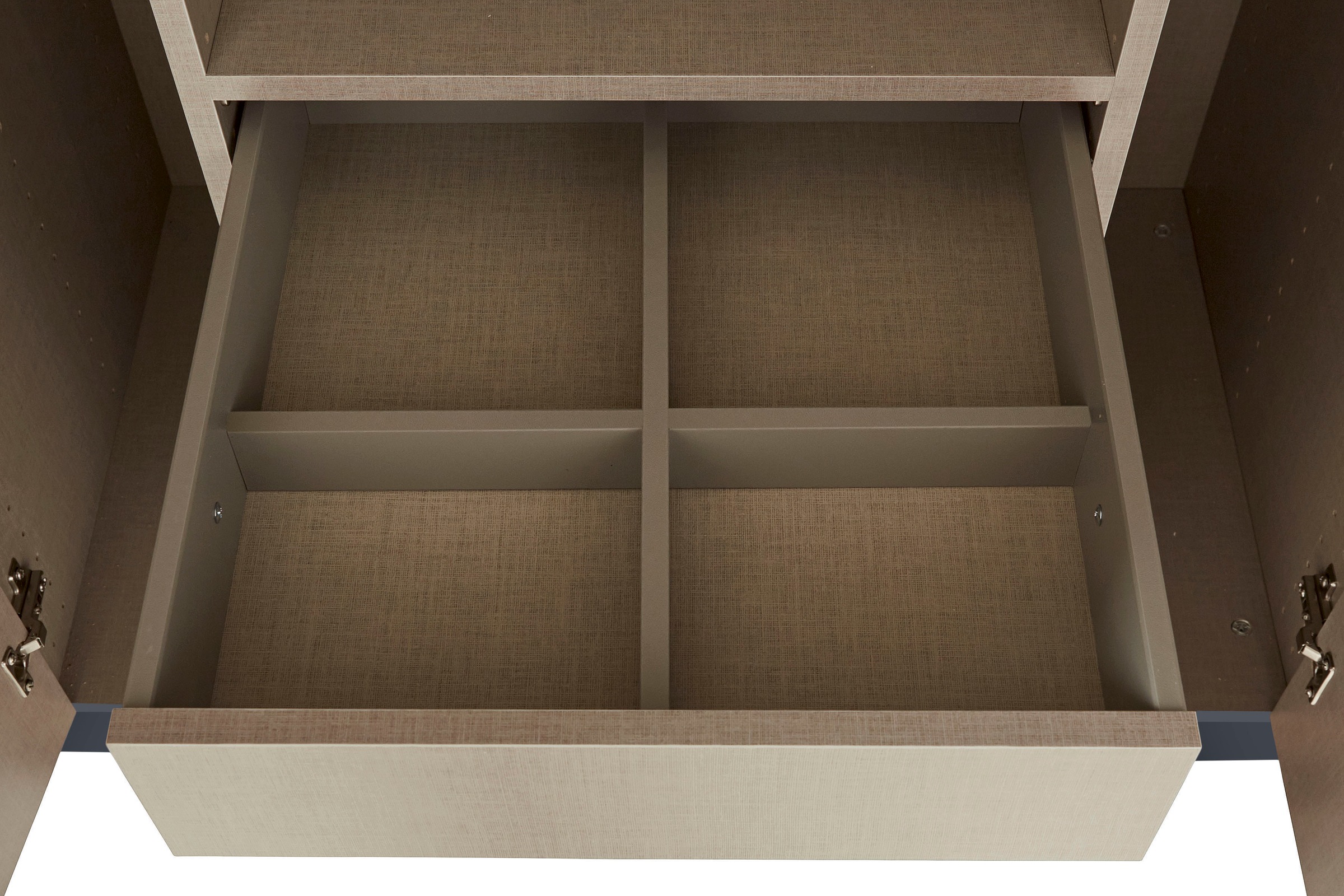 rauch Drehtürenschrank »Kleiderschrank Schrank Garderobe TOPSELLER OTELI inkl. Inneneinteilung«, mit 3 Innenschubladen extra Böden optional mit Spiegel MADE IN GERMANY
