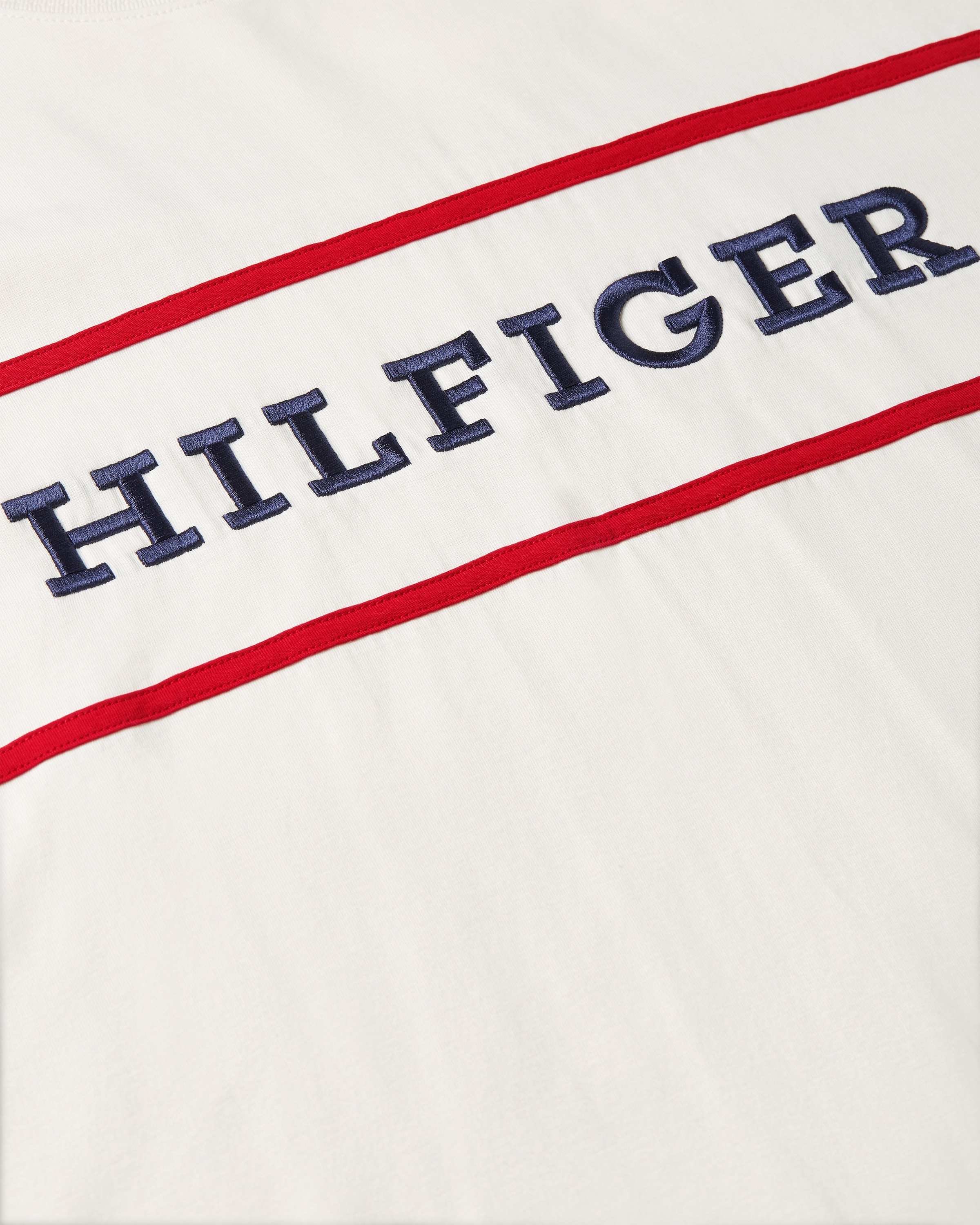 Tommy Hilfiger T-Shirt »AMERICANA COLOURBLOCK TEE«