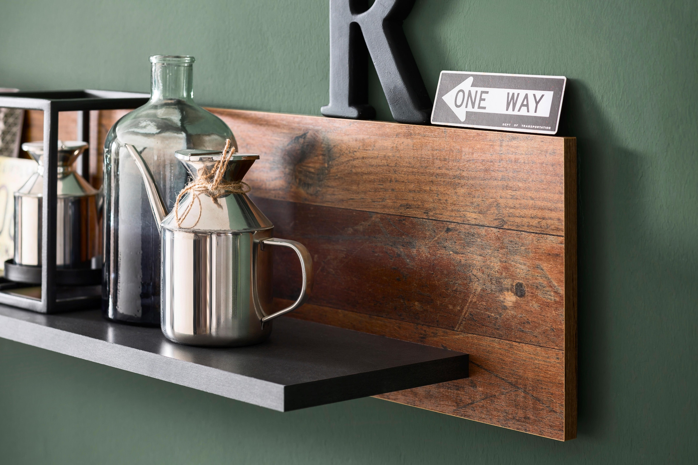 INOSIGN Wohnwand »Ilana«, TV-Unterteil mit Wandboard im modernen Industrial Style