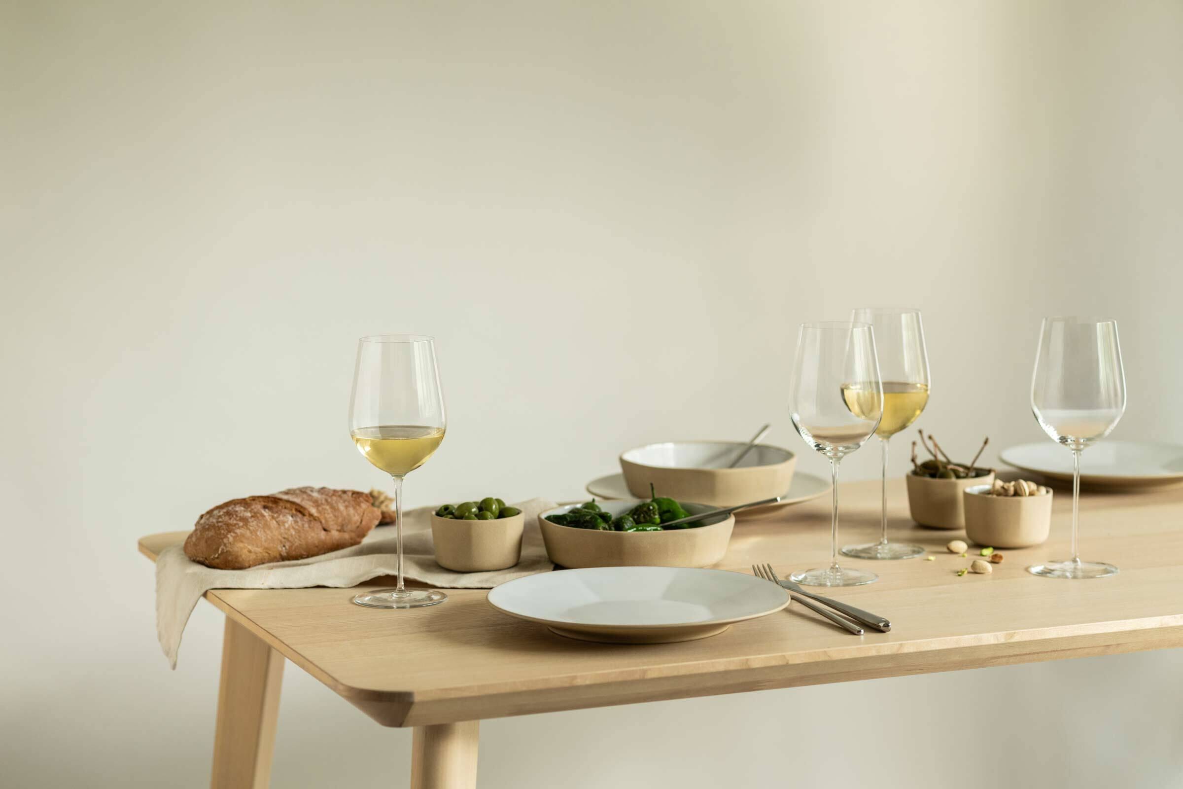 Zwiesel Glas Weißweinglas »Weißweingläser VUELO 517 ml 6er Set transparent« Spülmaschinengeeignet