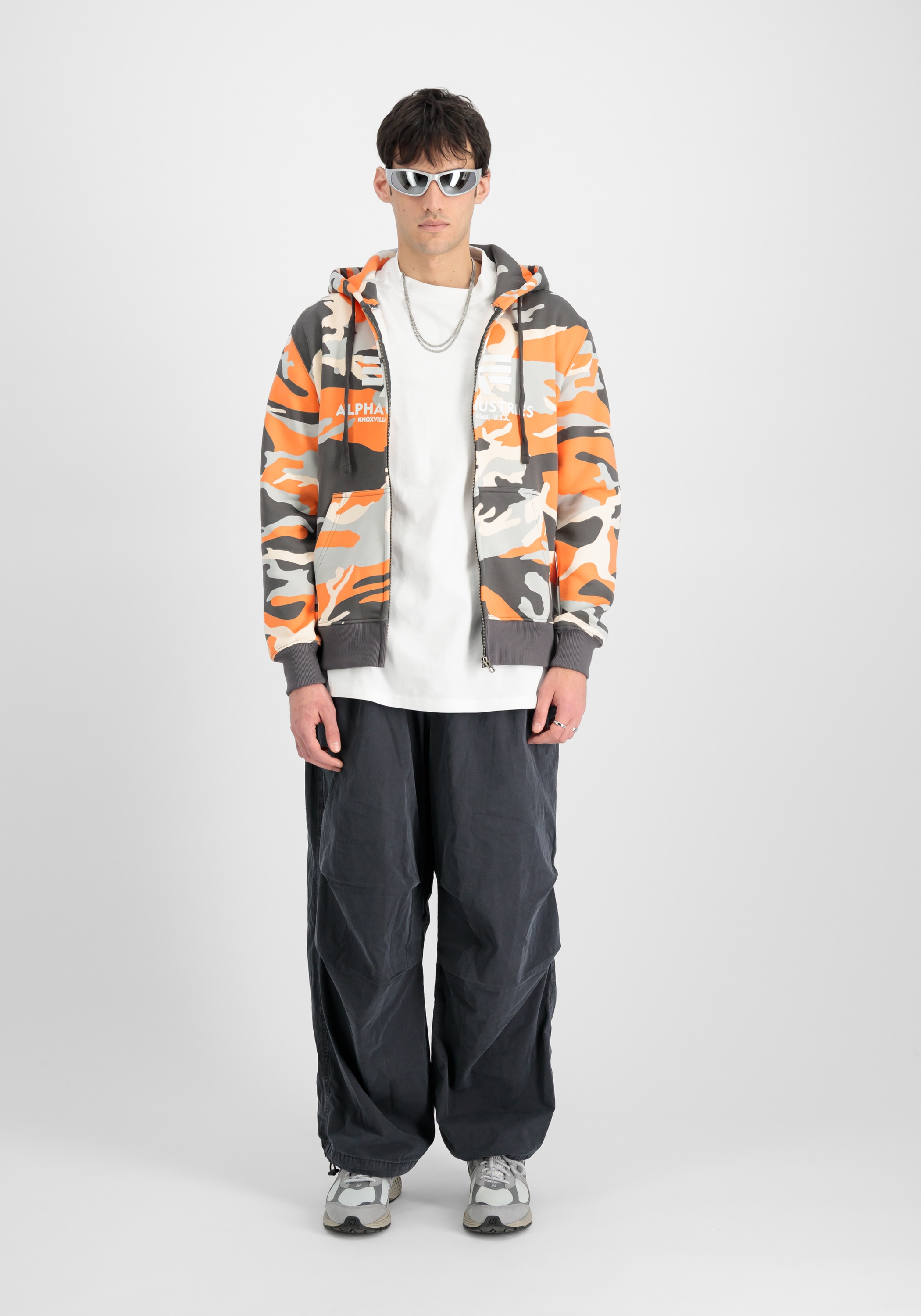 Alpha Industries Hoodie »Basic Zip Hoodie BL Camo PP«
