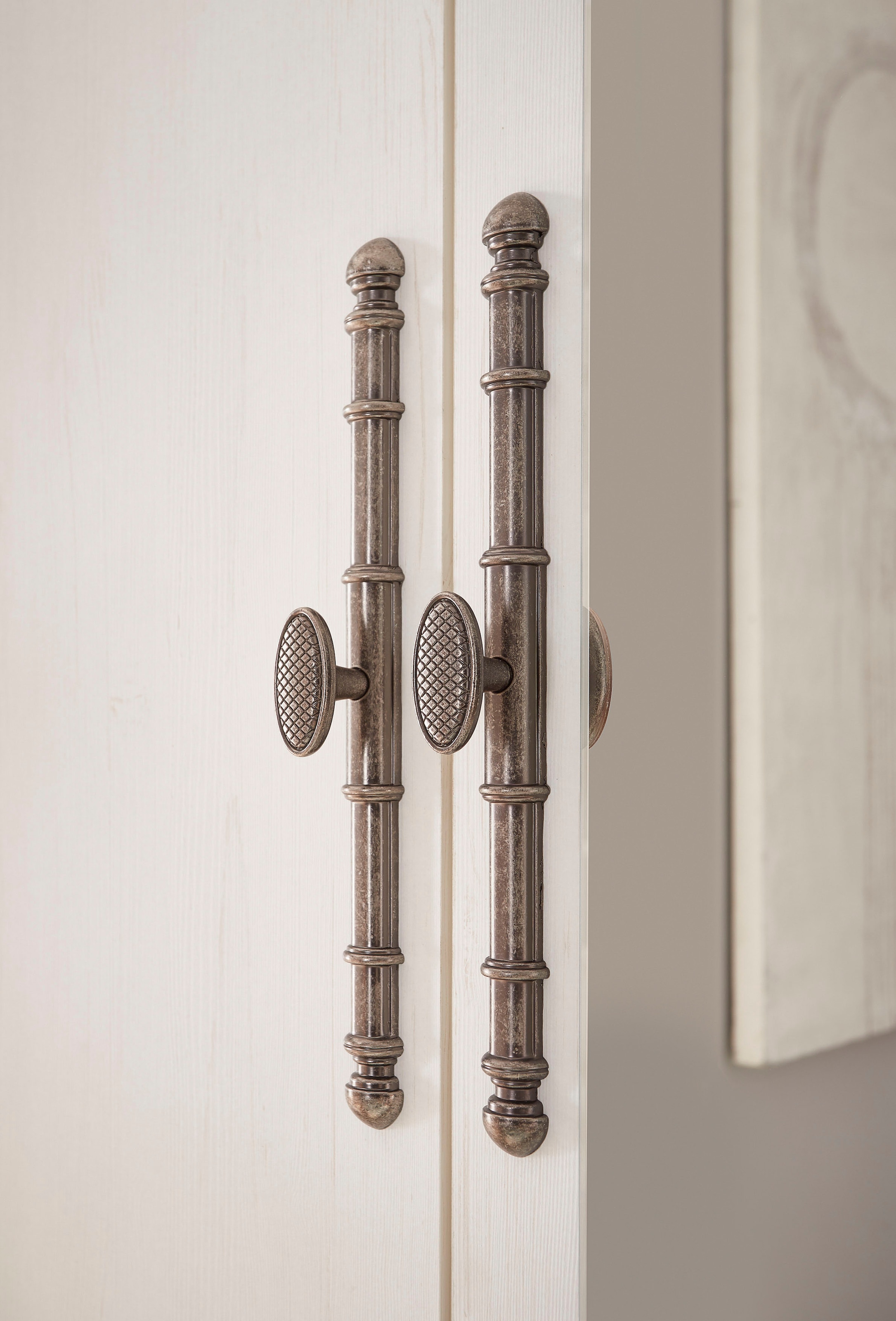Home affaire Garderobenschrank »WESTMINSTER BESTSELLER!«, (Breite ca. 108 cm), im romantischen Landhausstil