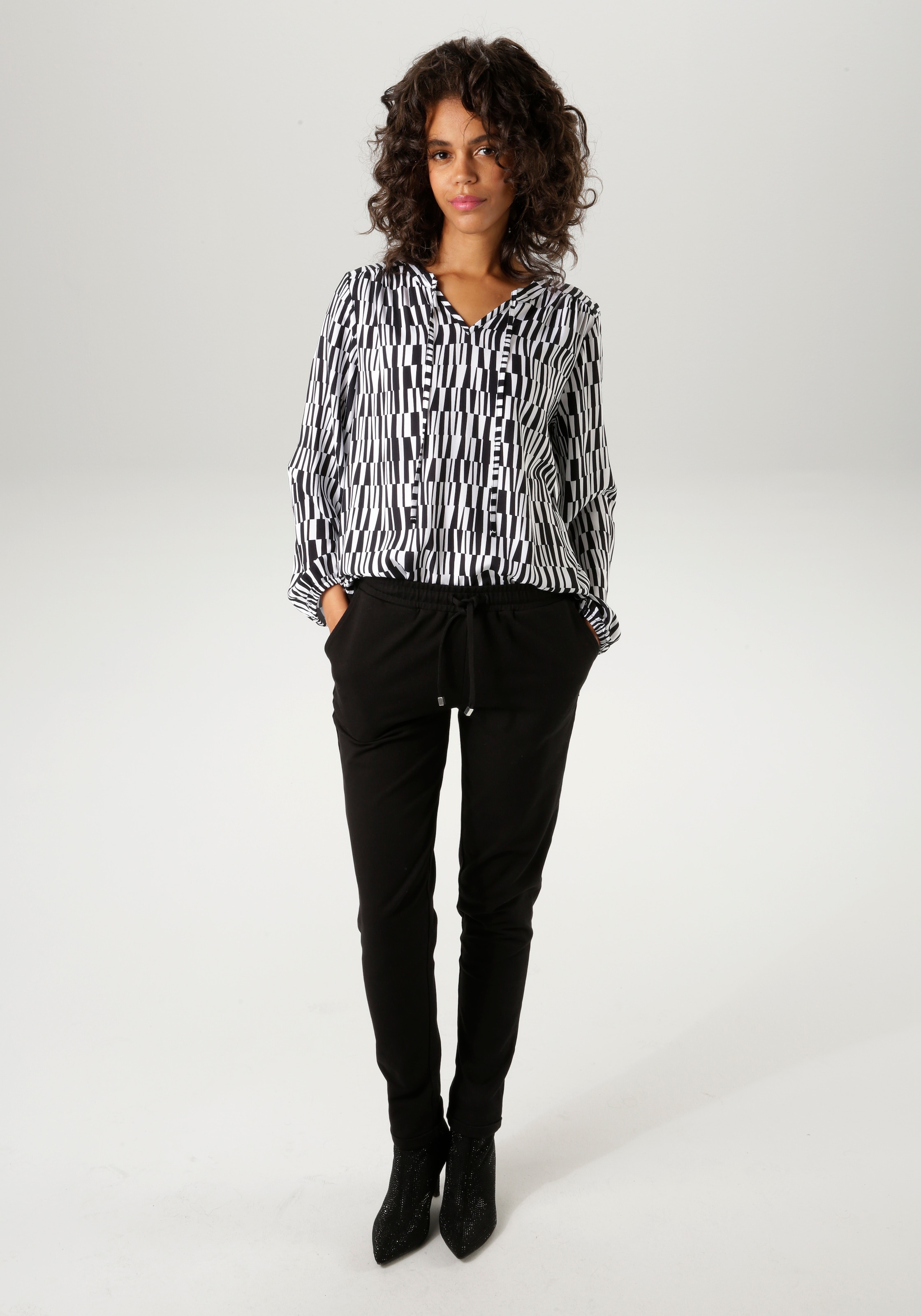 Aniston CASUAL Schlupfhose, mit seitlichem ANISTON-Label