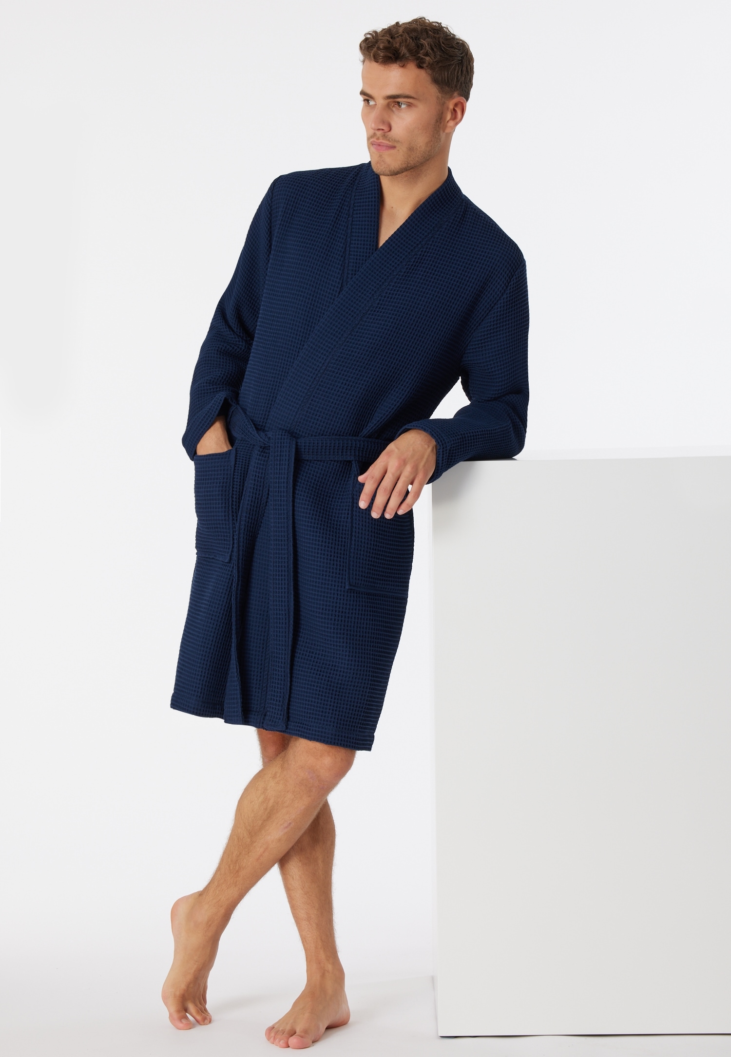 Schiesser Herrenbademantel »Essentials«, mit Bindekordel, Kimono-Schnitt