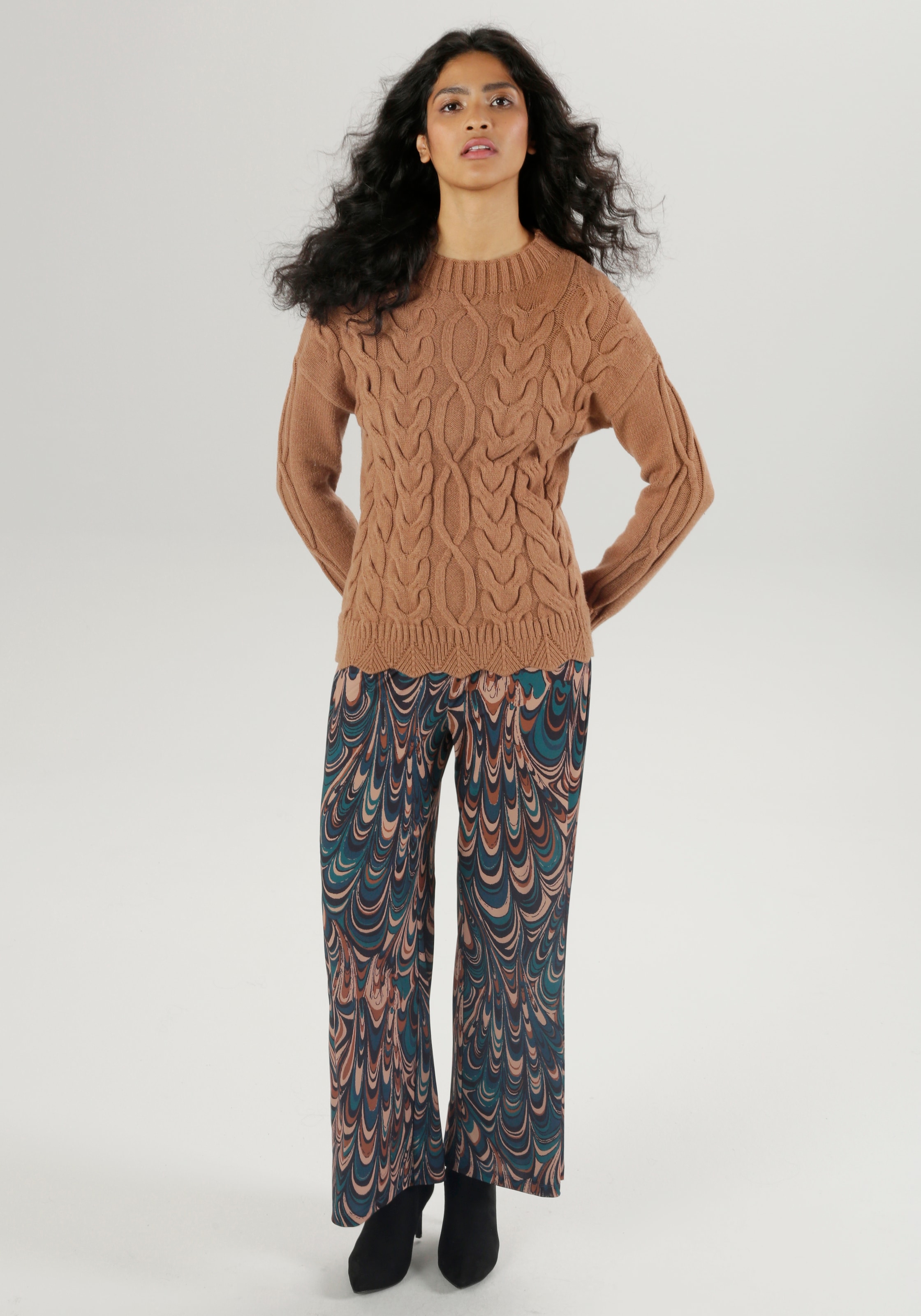 Aniston SELECTED Schlupfhose, mit weitem Bein