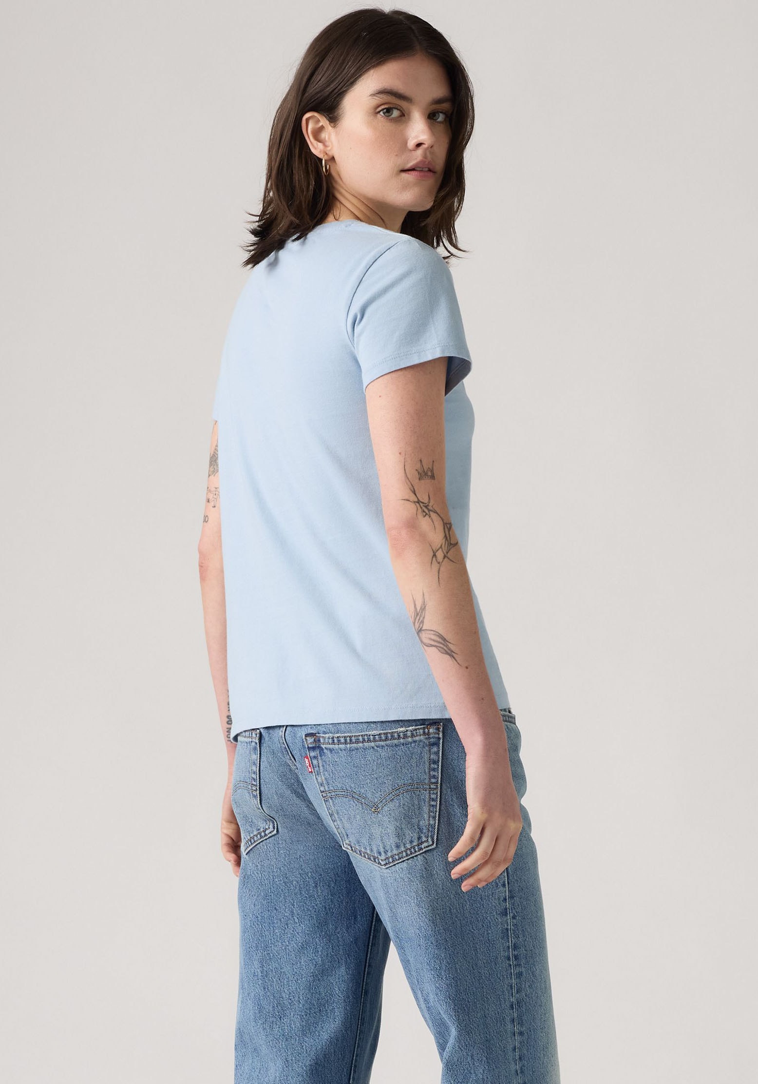 Levi's® T-Shirt »TEE Minilogo«, mit kleiner Logostickerei