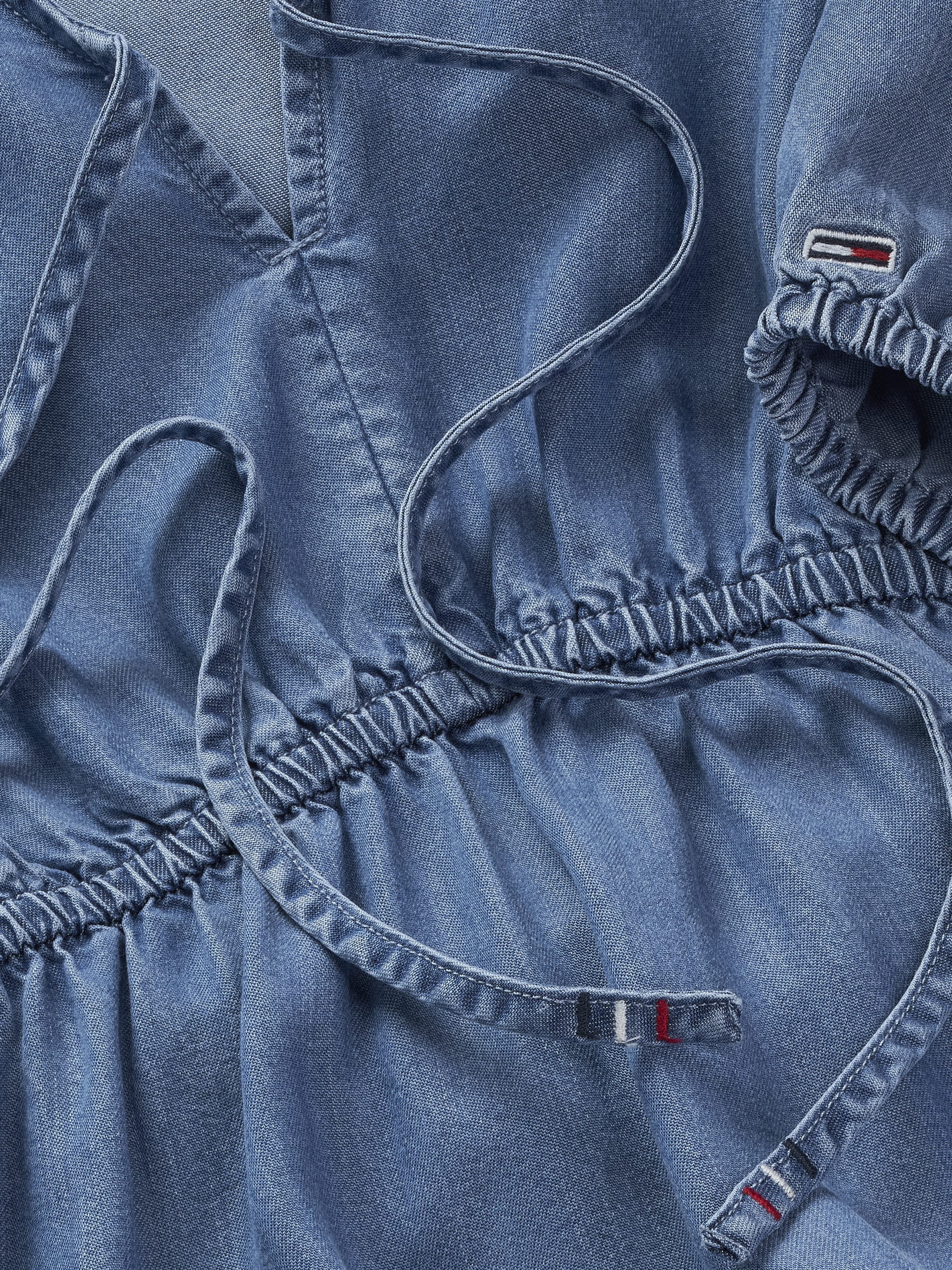 Tommy Jeans Blusenkleid »TJW CHAMBRAY MINI DRESS EXT«, mit Volant, in Mini-Länge