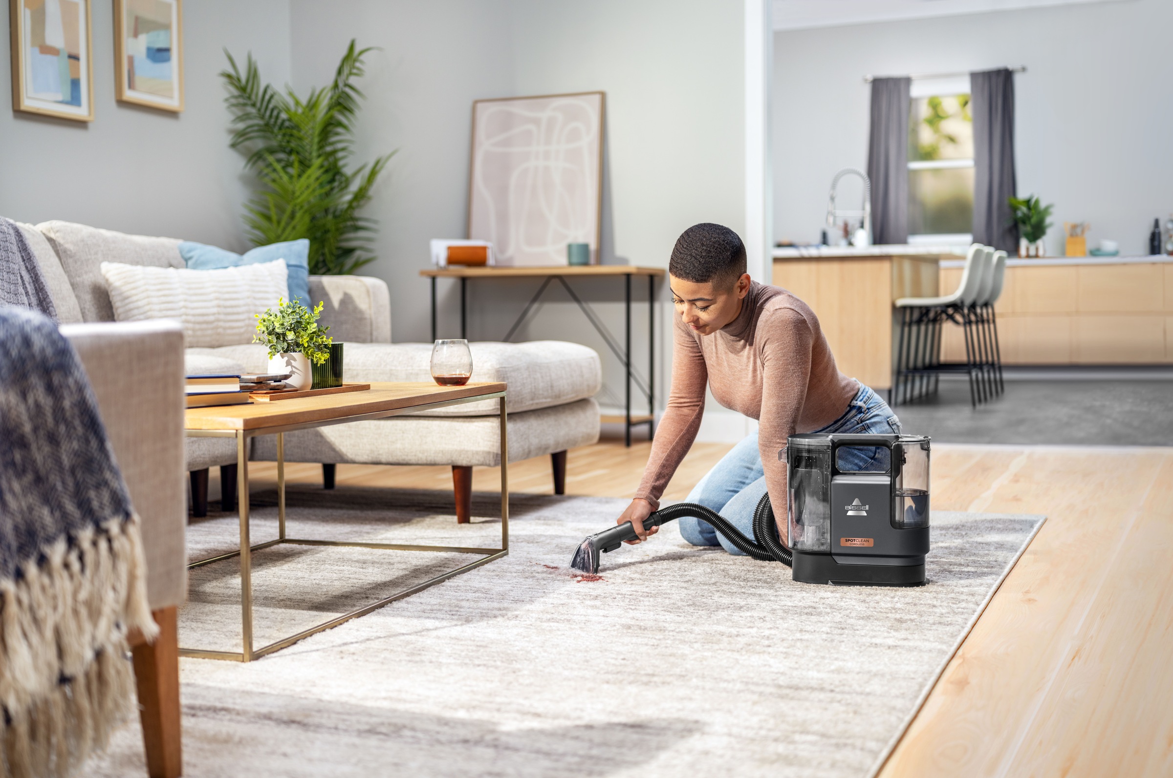 Bissell Wasch-Sauger »3681N SpotClean Cordless, leicht, klein, kabellos, Dual-Tank«, 12kPa, reinigt Flecken auf Teppich, Polster, Autositz & Gartenmöbel