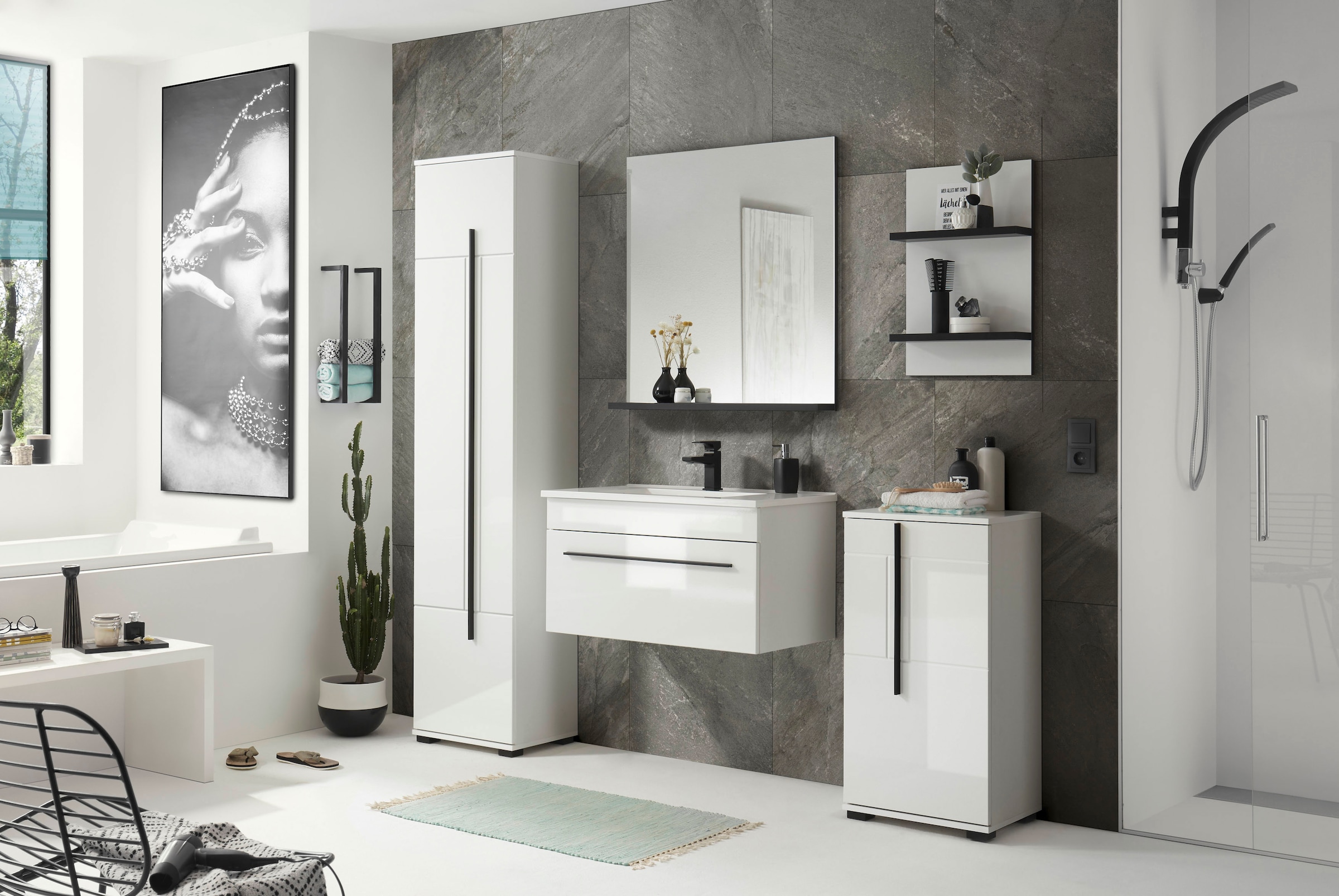 Home affaire Hochschrank »Cantara, Badschrank in Hochglanz Weiß, Hochschrank im modernen Design« mit schwarzen Griffen, ausreichend Stauraum