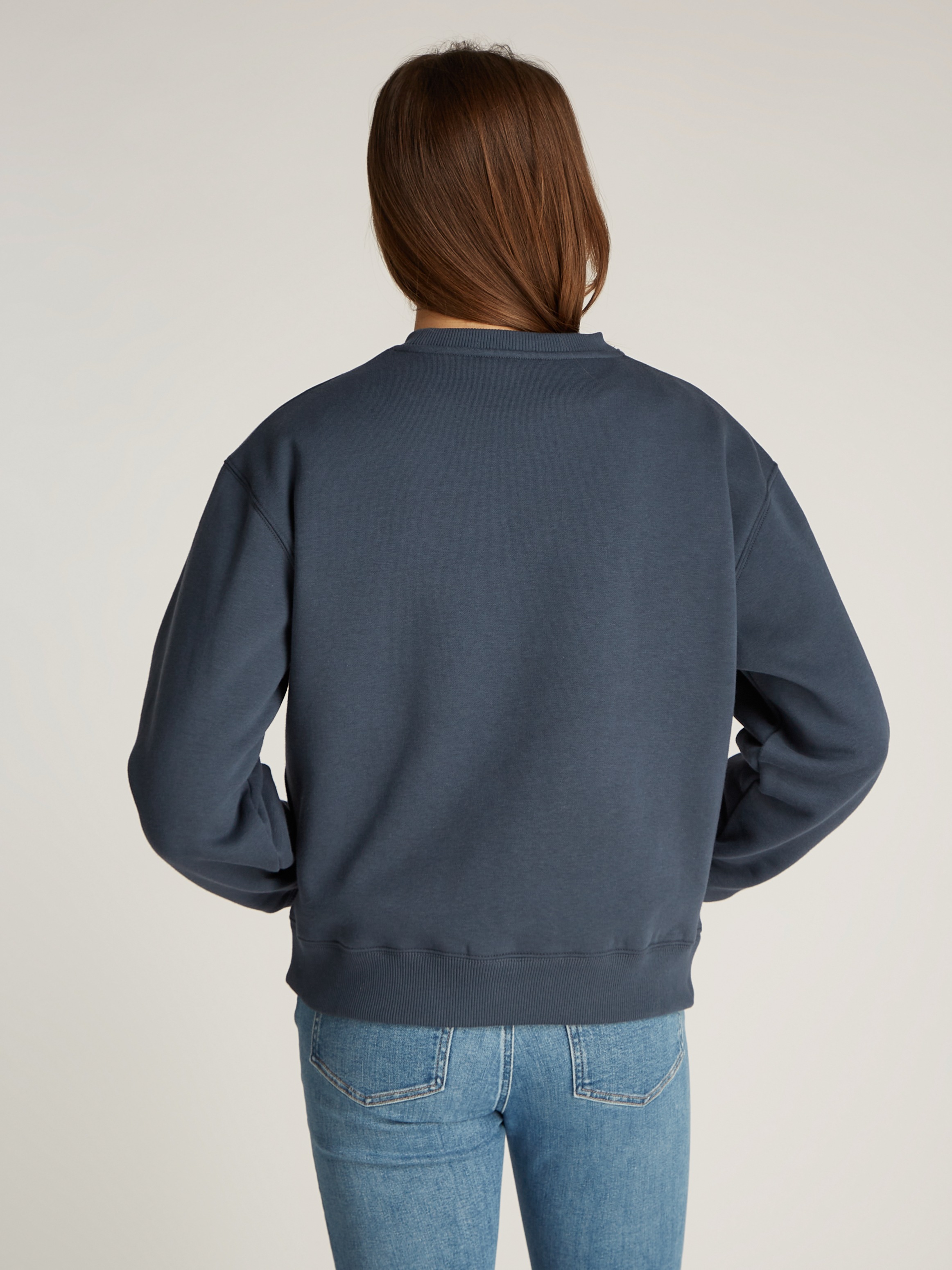 Tommy Hilfiger Sweatshirt »MDRN REG CORP LOGO C-NK SWTSHRT«, mit Logoschriftzug
