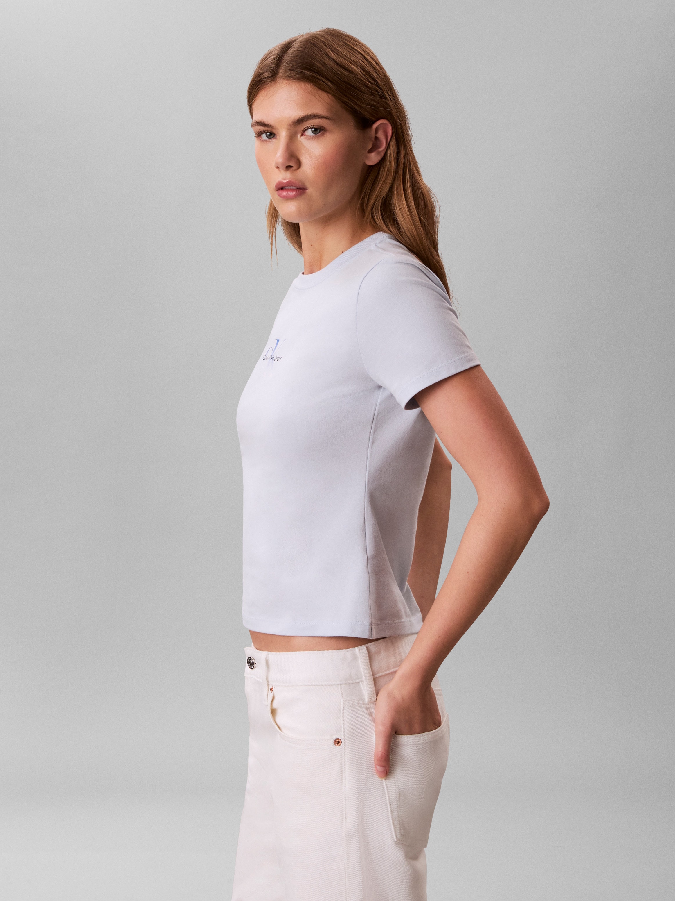 Calvin Klein Jeans T-Shirt »GRADIENT MONOLOGO SLIM TEE« Regular fit mit Rundhalsausschnitt