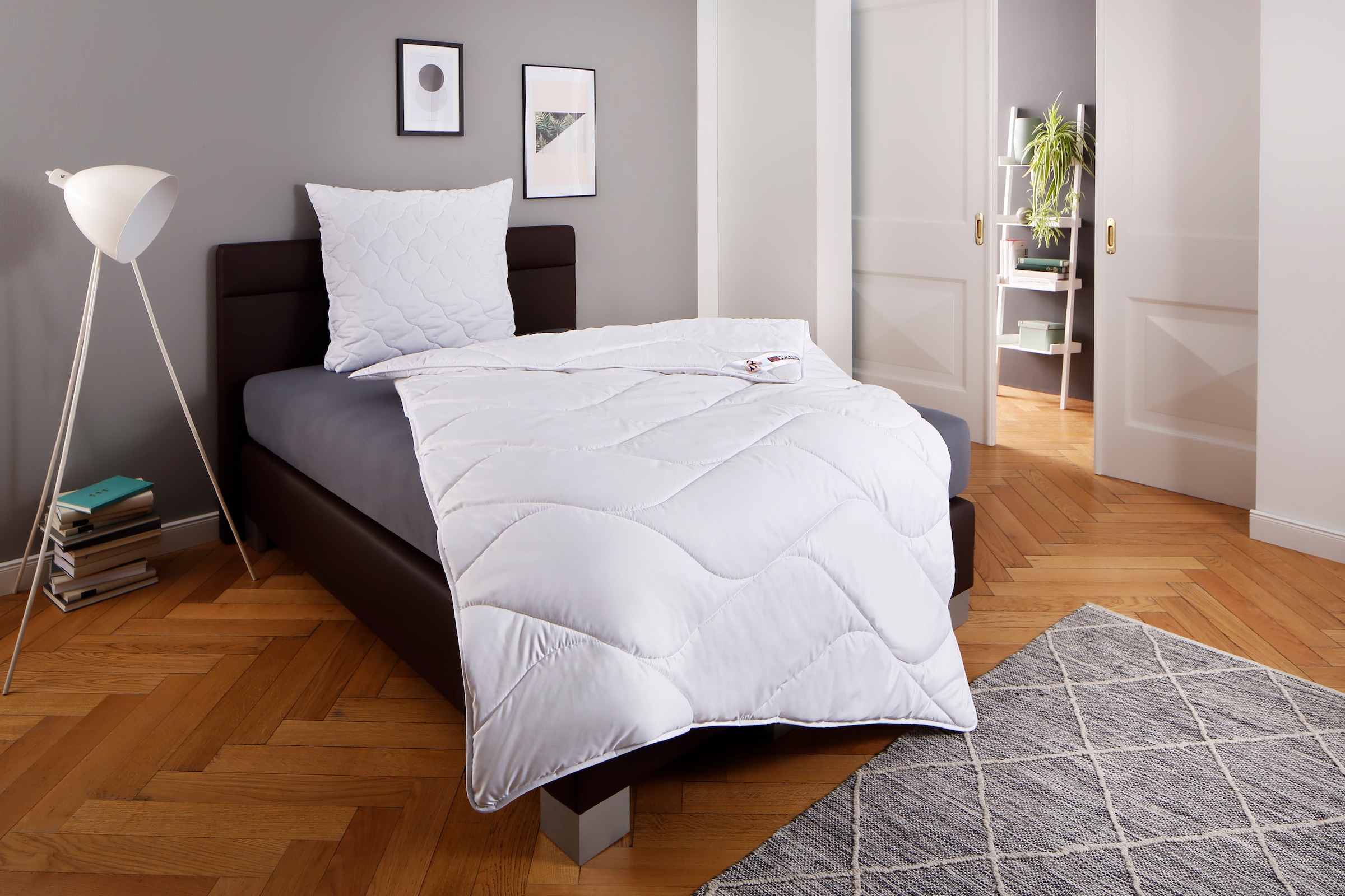 my home Microfaserkissen »Fantasy ECO Kopfkissen 40x80 oder 80x80 cm, Made in Germany«, Füllung: 100% nachhaltiges, klimaregulierendes Polyester, Bezug: 100% nachhaltiges Microfaserfeingewebe, (1 St.), kochfest!