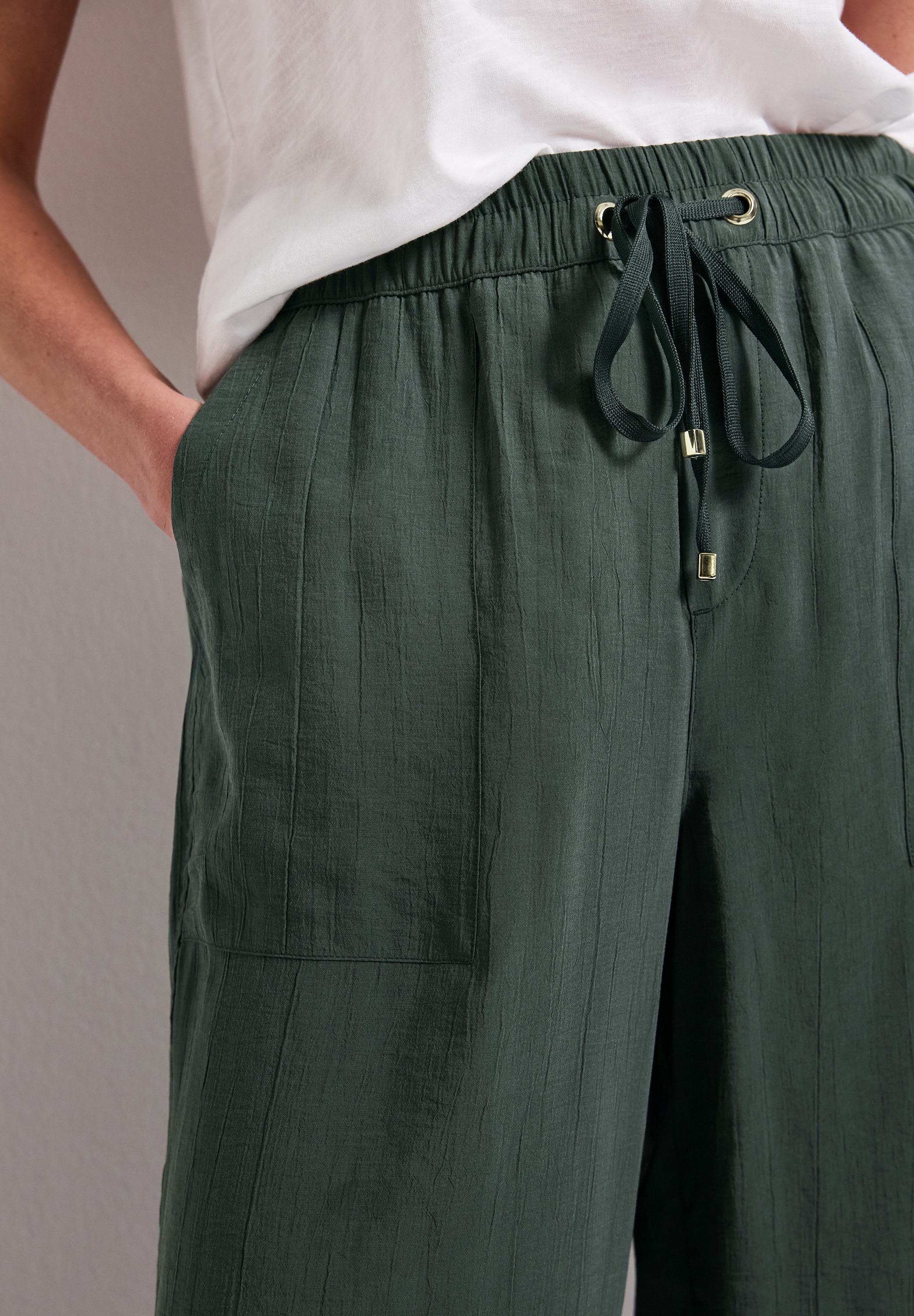 STREET ONE Stoffhose, mit Crinkle-Struktur, Wide Leg