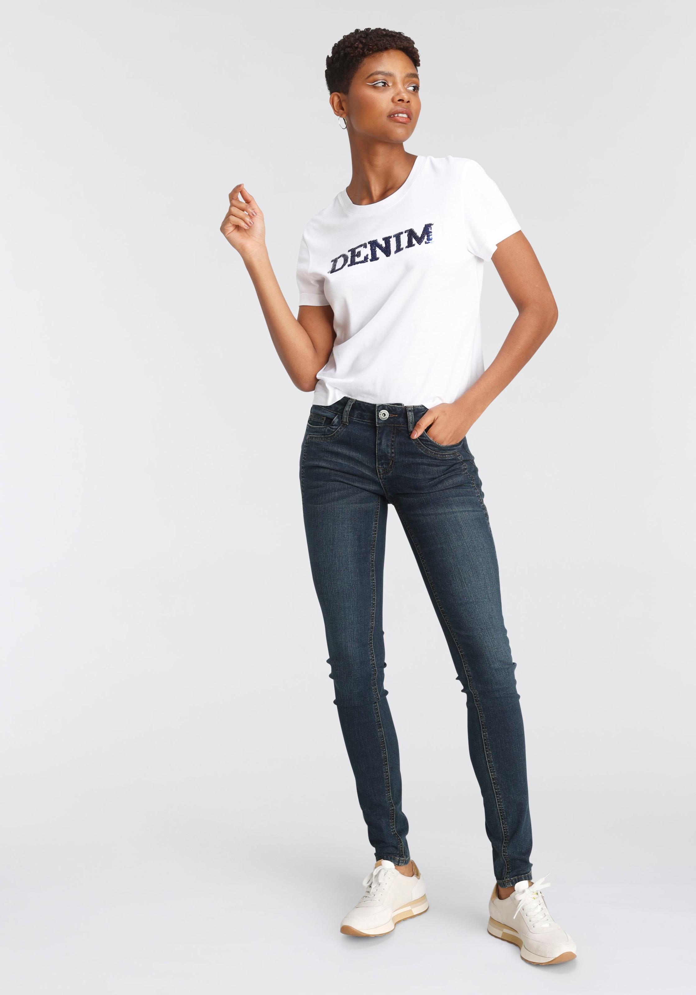 Arizona Skinny-fit-Jeans »mit Keileinsätzen«, extra-enger Beinschnitt, niedrige Leibhöhe