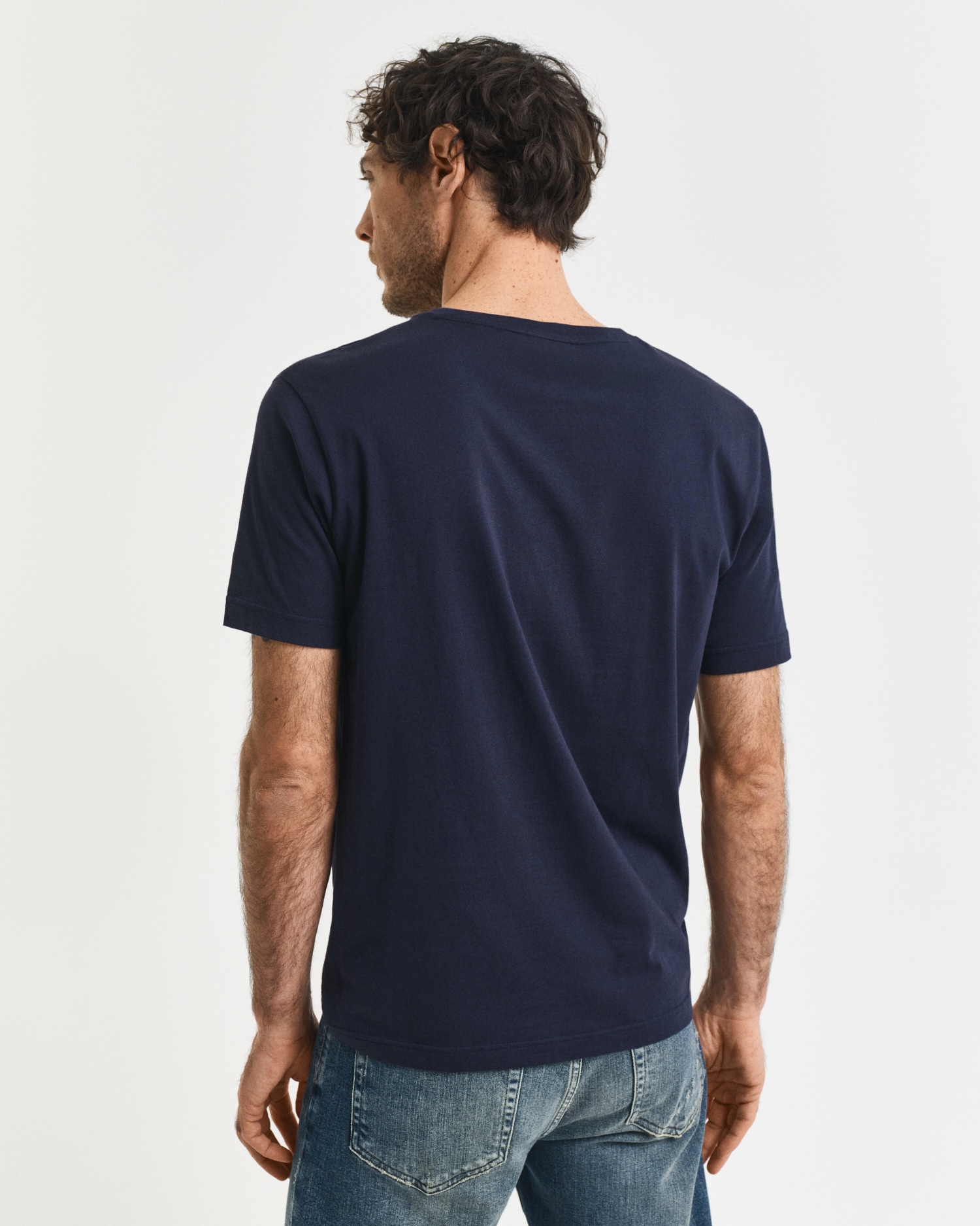 Gant T-Shirt »REG ARCHIVE SHIELD SS T-SHIRT« mit Logodruck auf der Brust