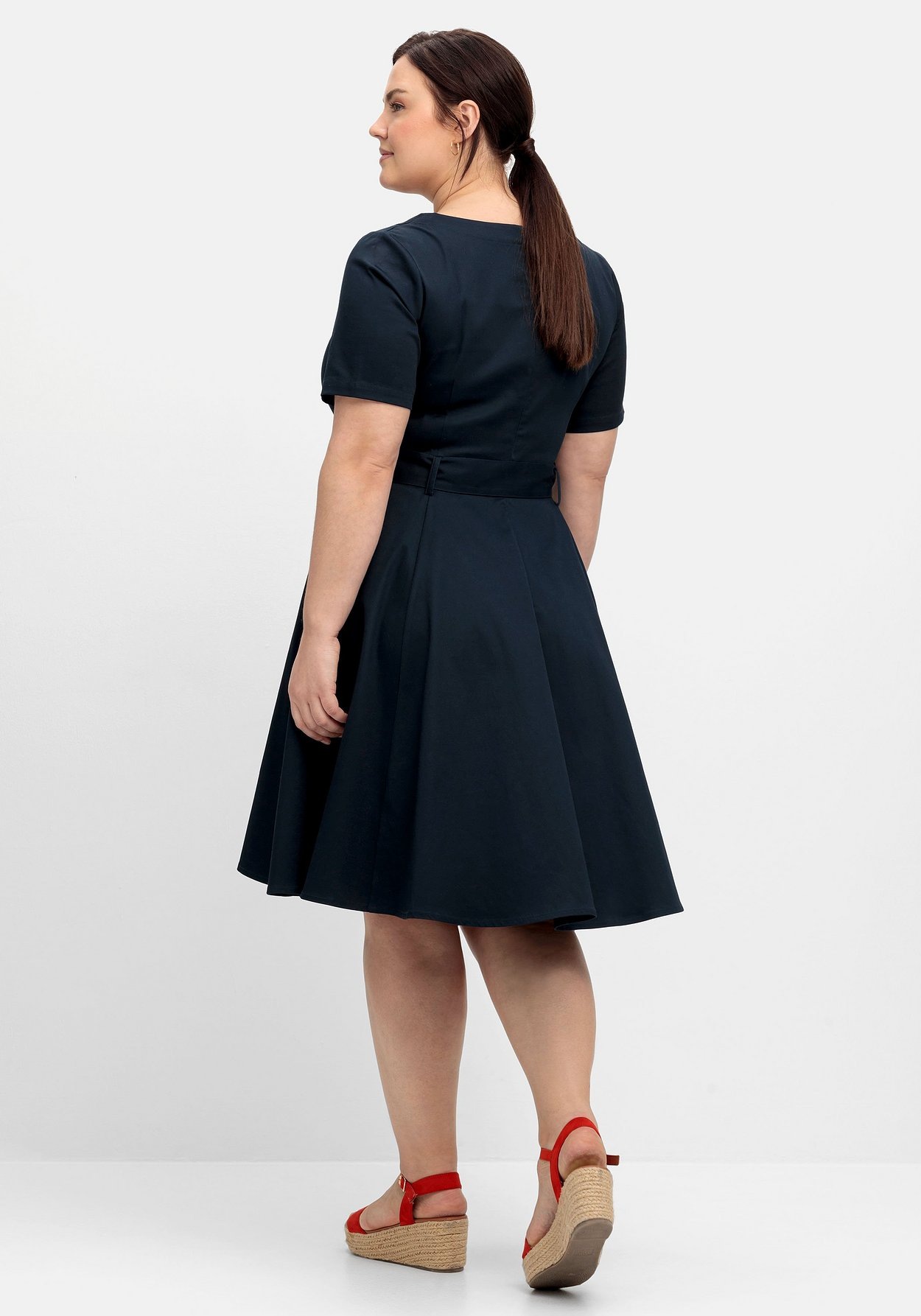 Sheego Cocktailkleid »Kleid mit Gürtel und Reverskragen«