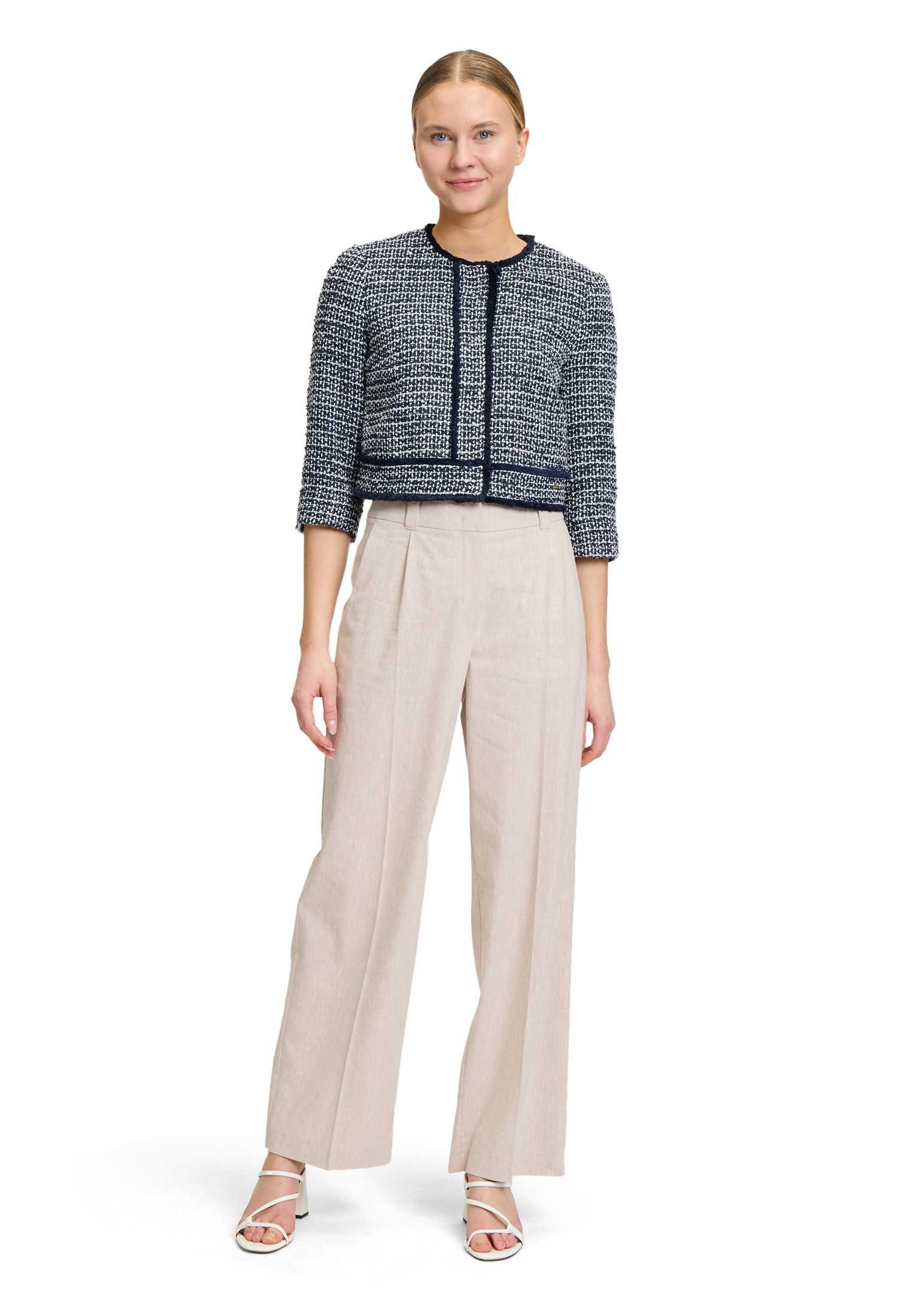 Betty&Co Boleroblazer »Bolero-Jacke mit aufgesetzten Taschen«