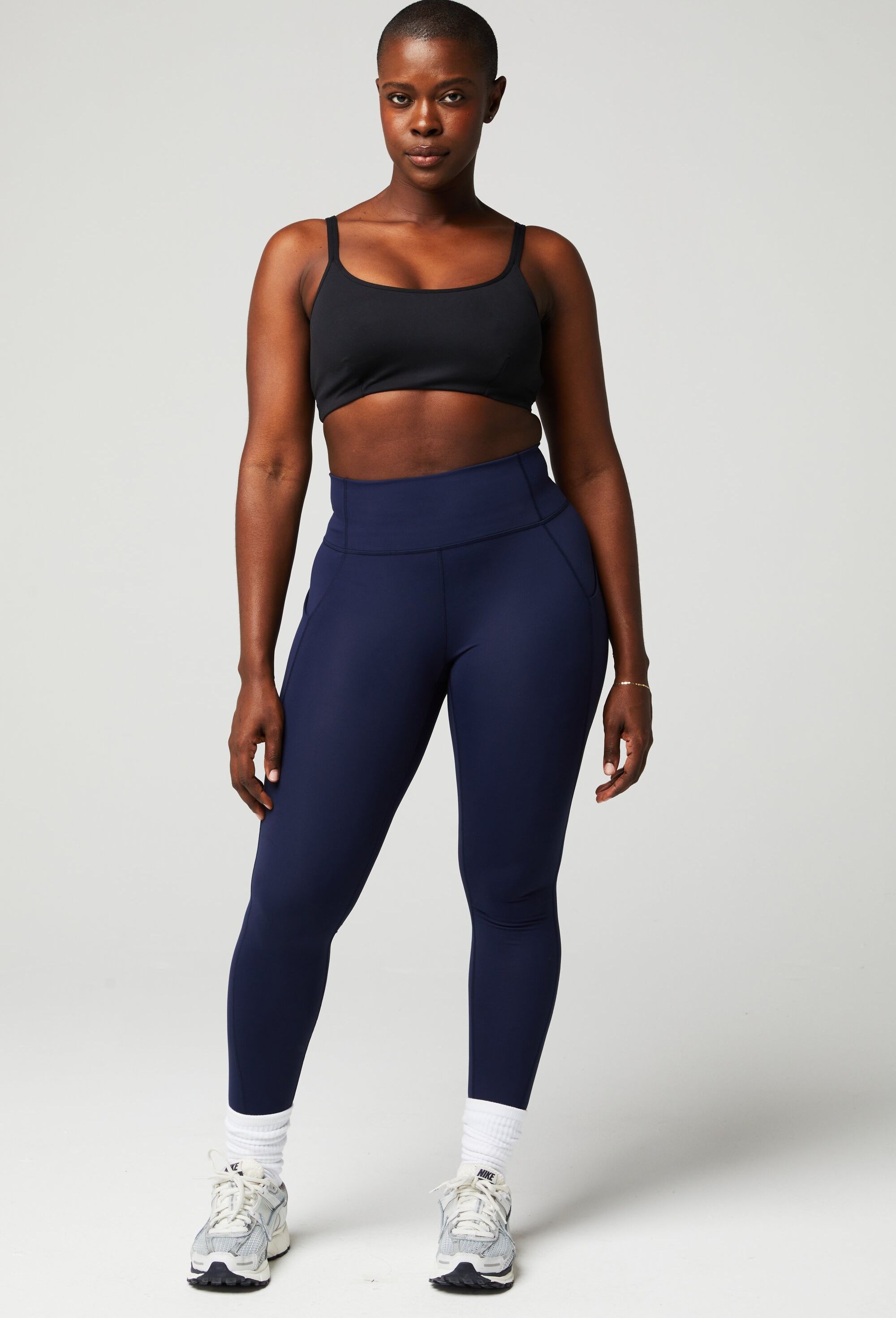 Fabletics Leggings »Fabletics Leggings Oasis PureLuxe High-Waisted«  aus blickdichtem Stoff und mit mittlerer Kompression