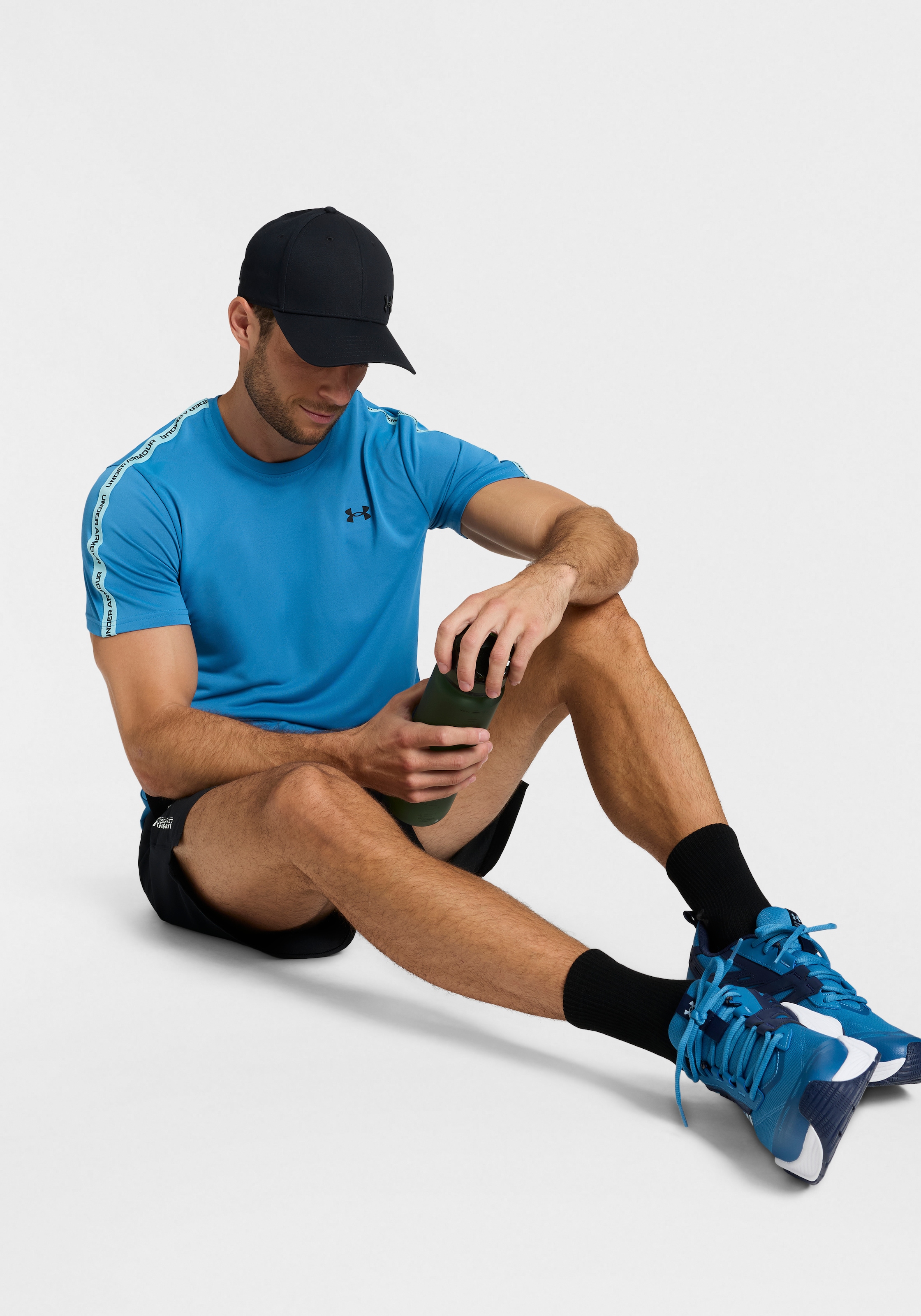 Under Armour® Trainingsschuh »UA Charged Commit TR 5«  besonders geeignet für Gym und Fitnessstudio mit guter Dämpfung