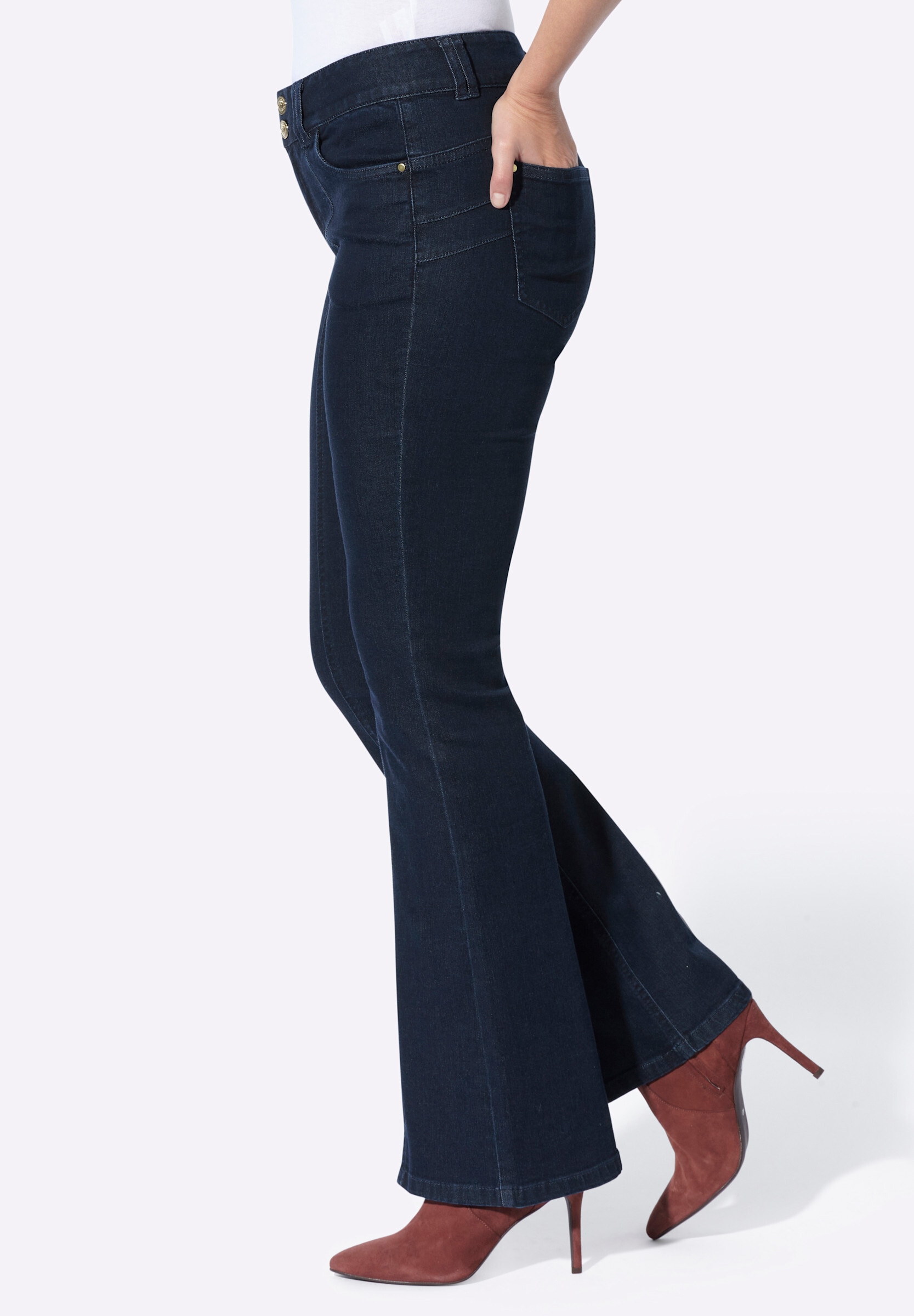 heine Bequeme Jeans »Push-up-Jeans Push-up-Jeans im modischen Bootcut-Style«