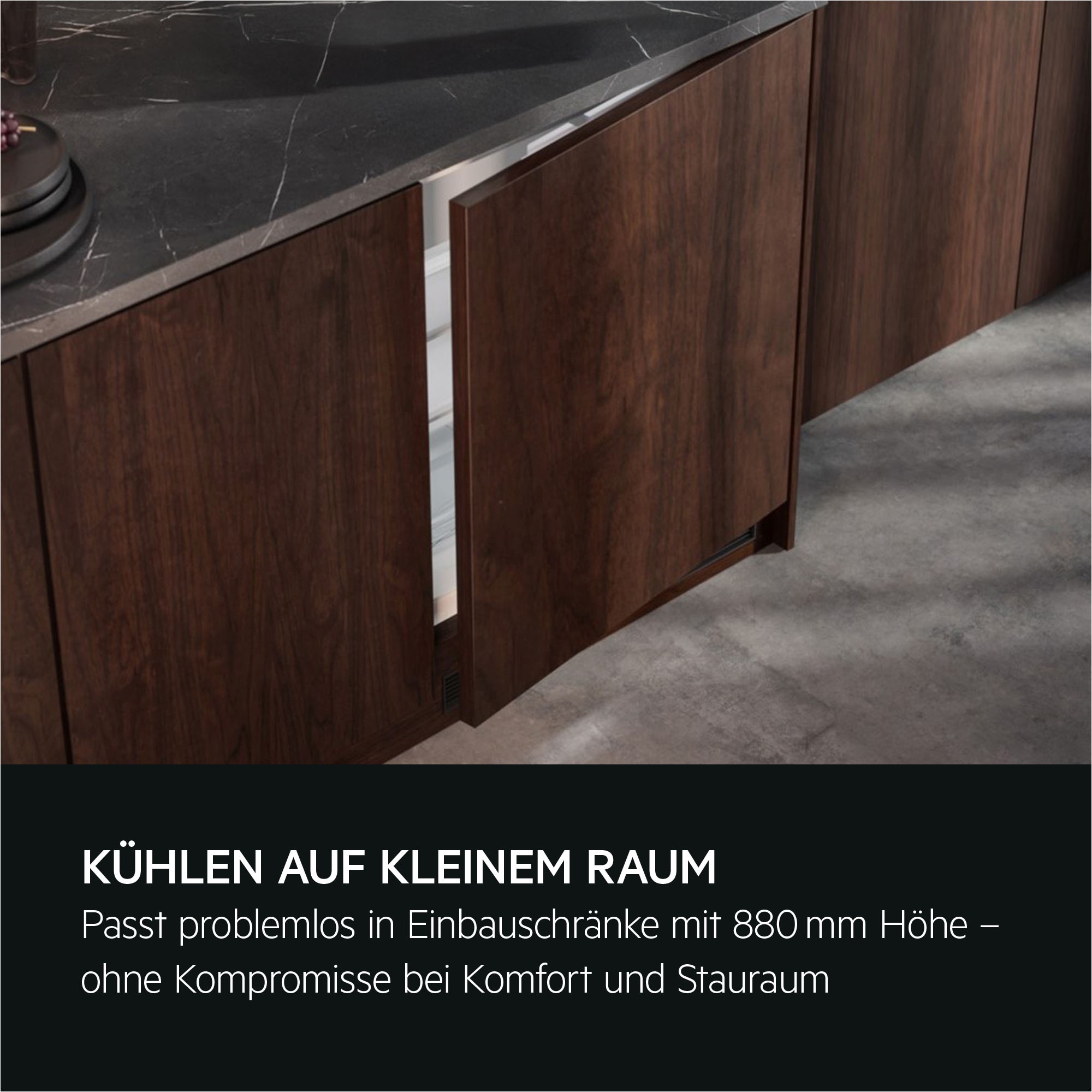 AEG Einbaukühlschrank Serie 5000 »TSK5O88WDF« 87,3 cm hoch 55,6 cm breit 137 L, variable Glasablagen bis zu 25 kg belastbar, Touch, Festtür