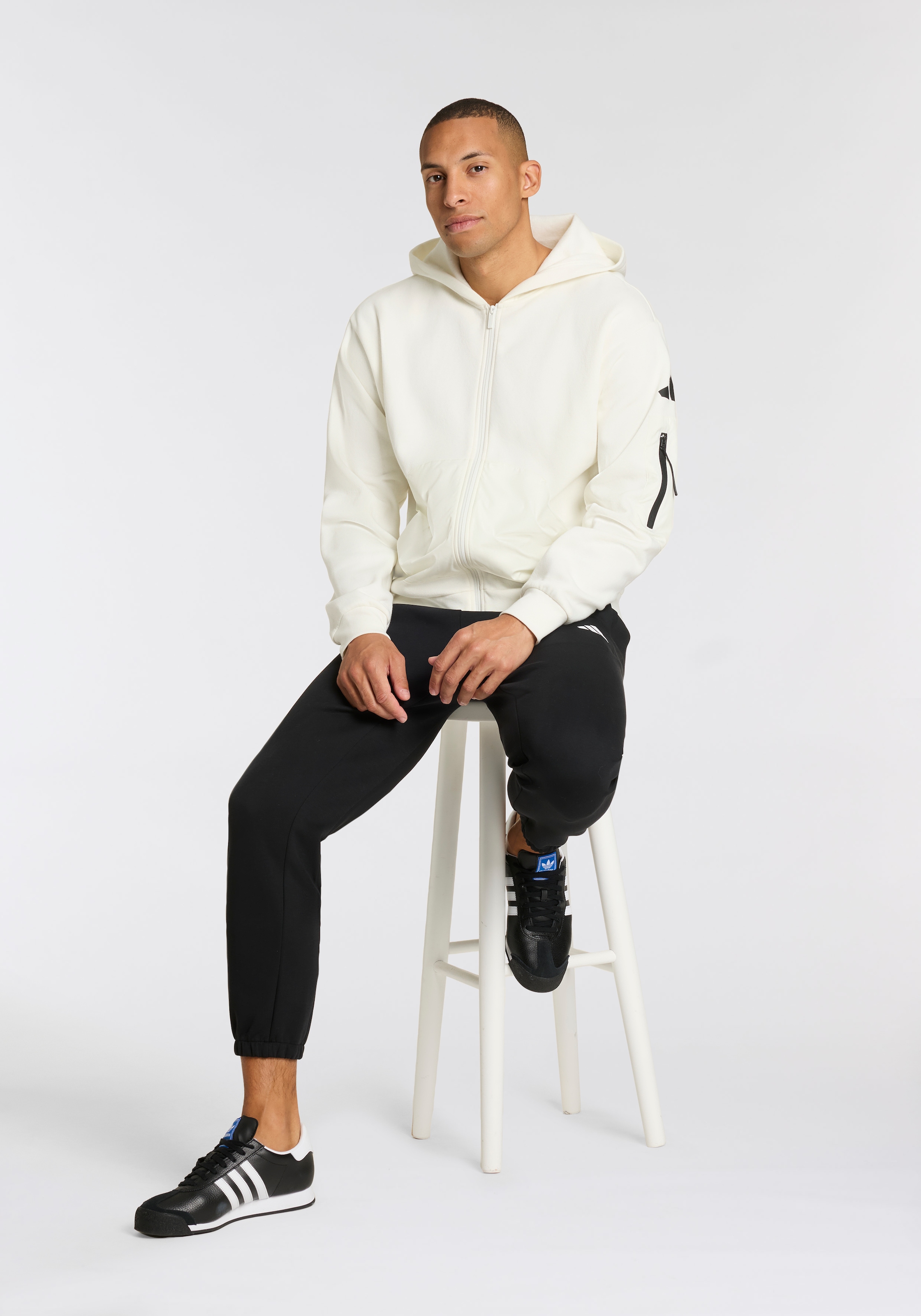 adidas Sportswear Kapuzensweatshirt »M CE FZ HD GD«