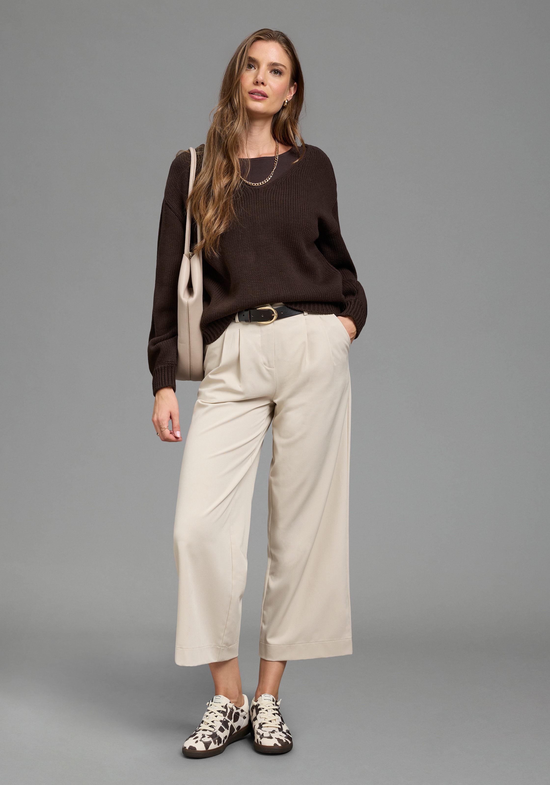 Laura Scott V-Ausschnitt-Pullover »mit moderner Oversize-Passform« aus Grobstrick
