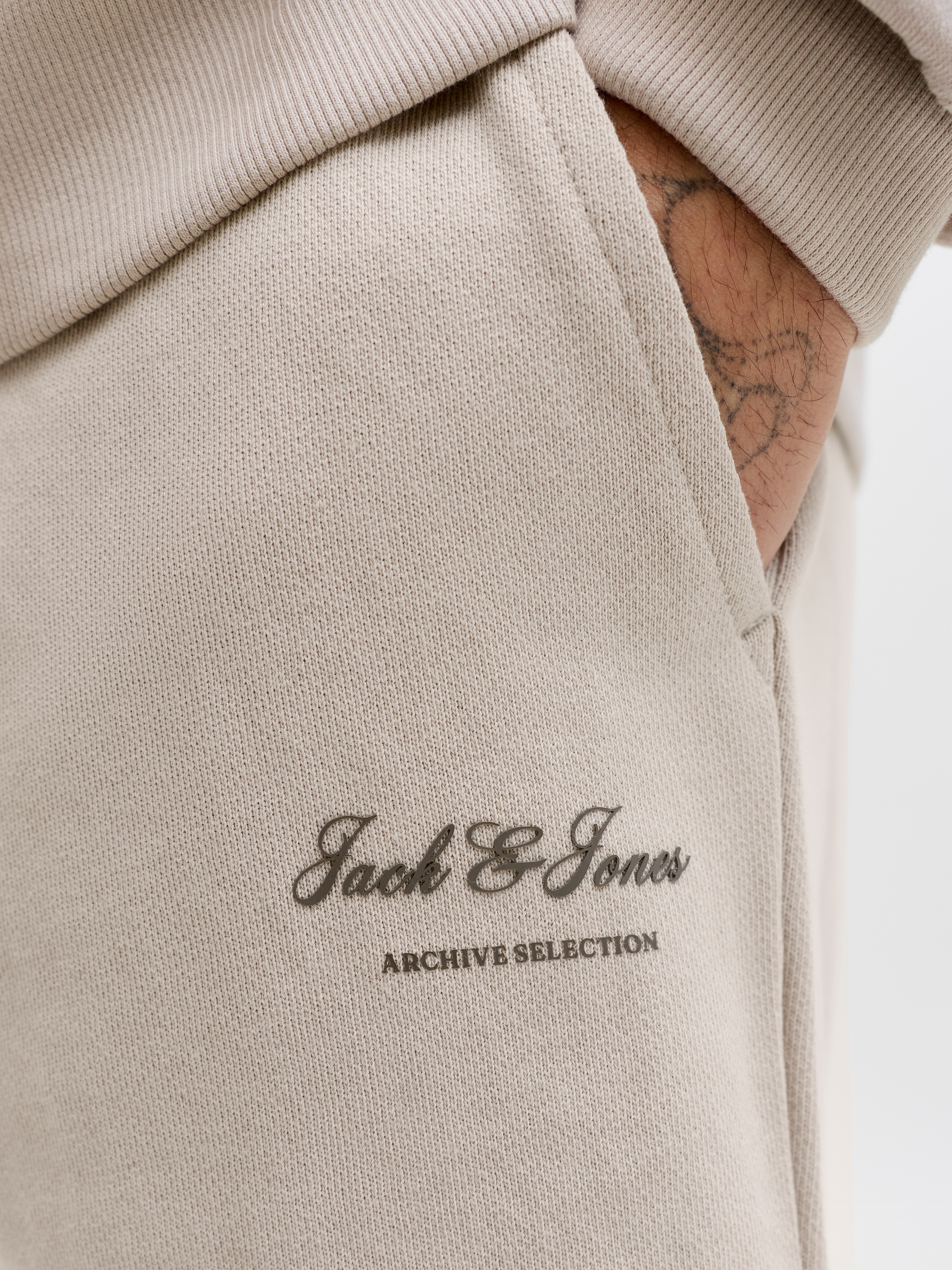 Jack & Jones Laufshorts »JPSTGORDON ARCHIVE SWEAT SHORTS MID SN«  mit Kordelzug