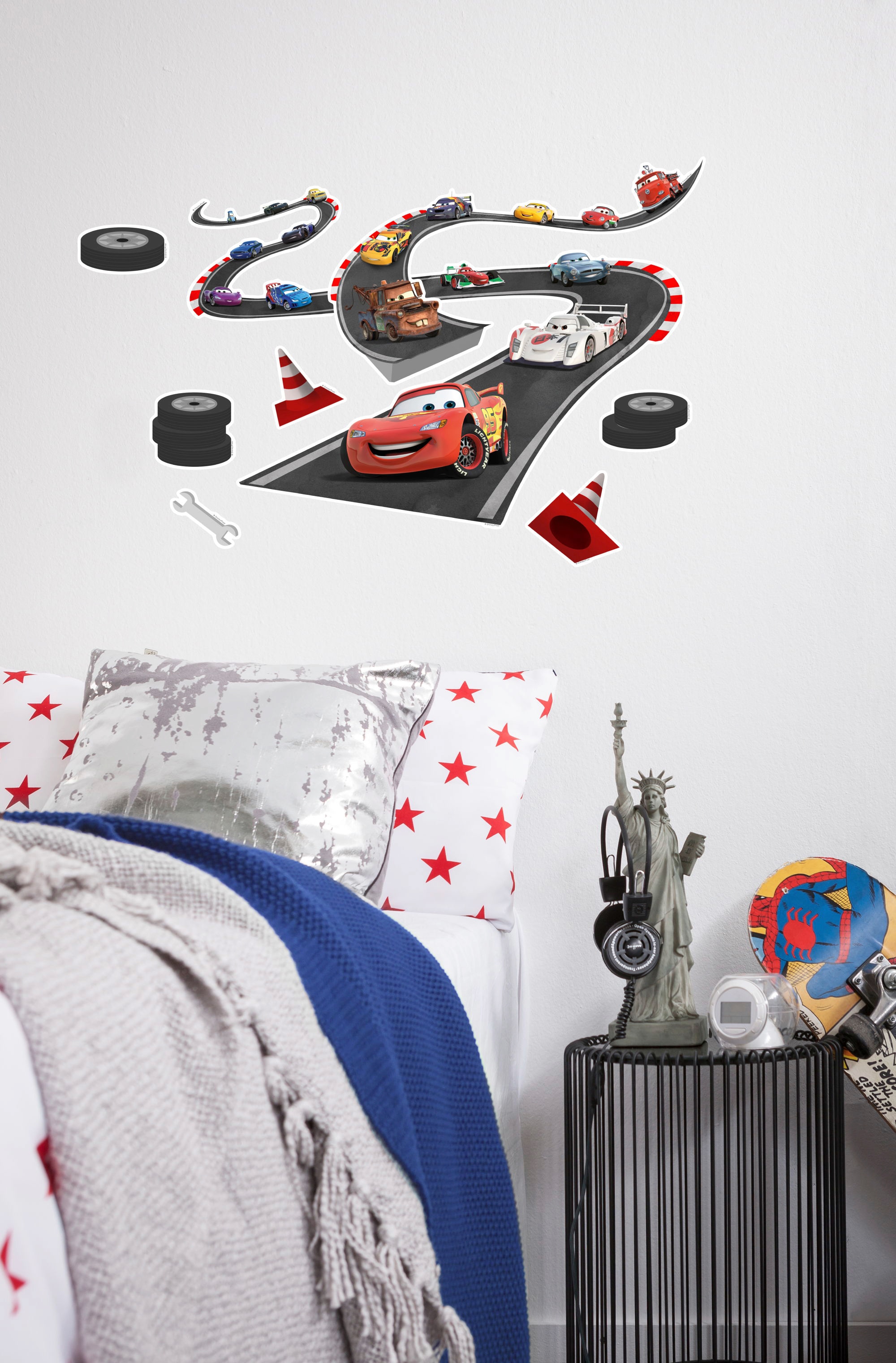 Komar Wandtattoo »Cars Track - Größe 50 x 70 cm«, (9 St.), selbstklebend, Wandsticker, Kinderzimmer