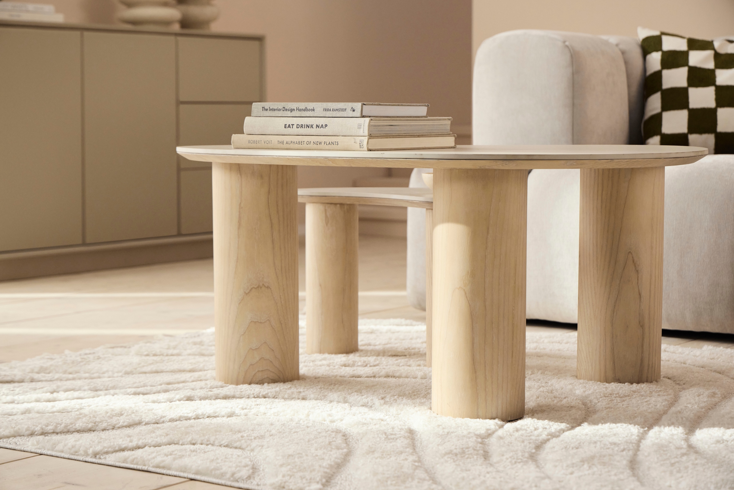 homsy by Ana Johnson Couchtisch »Laysy« Set, 2 Stk. tlg. mit einer Keramikplatte und massiven Eschenholzbeinen