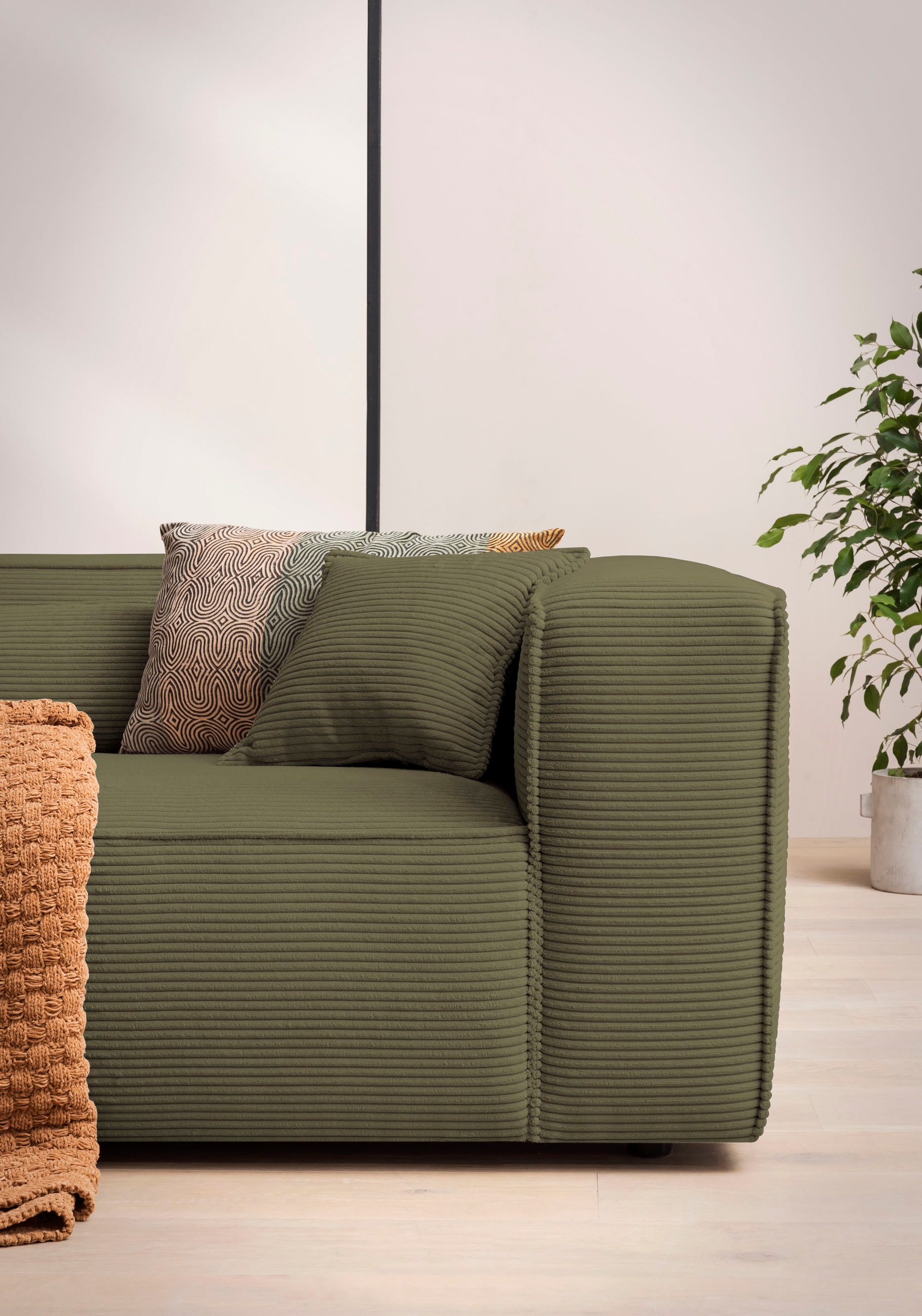 LeGer Home by Lena Gercke Ecksofa »PIARA XXL Cord, L-Form, Schlaffunktion« Hocker stellbar zum Schlafsofa (Krokodilverbinder), tiefe Sitzfläche