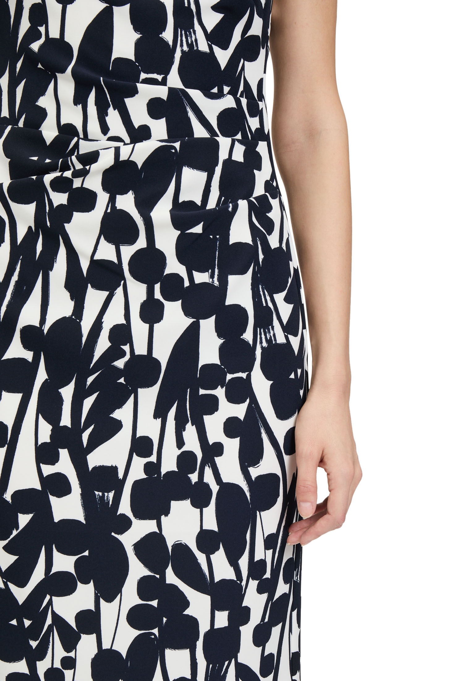 Vera Mont Cocktailkleid »Cocktailkleid kurzarm«