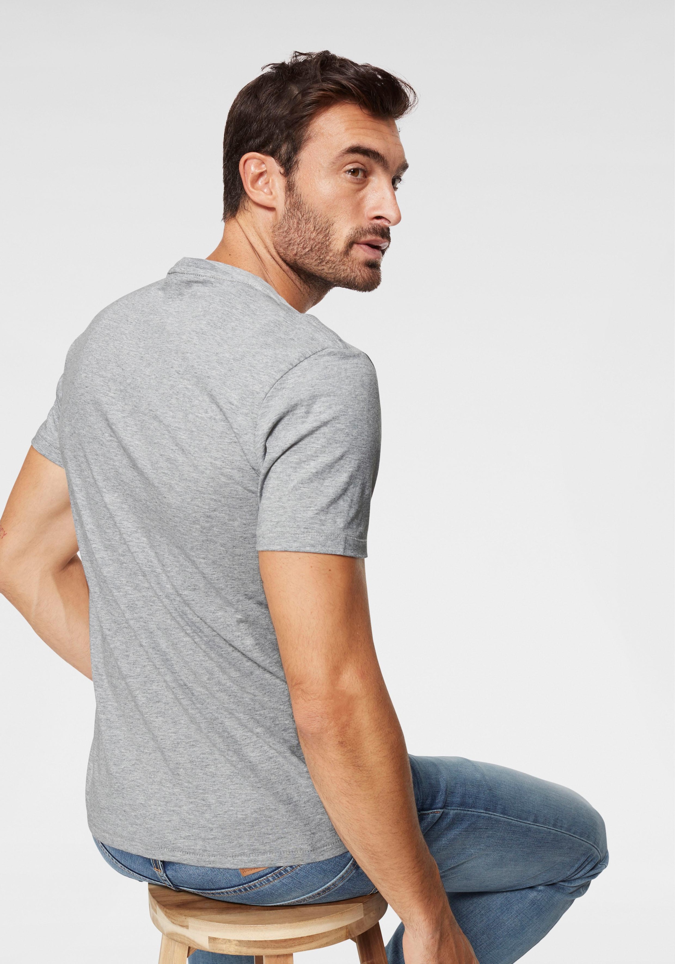 Levi's® T-Shirt, mit großem Logoprint