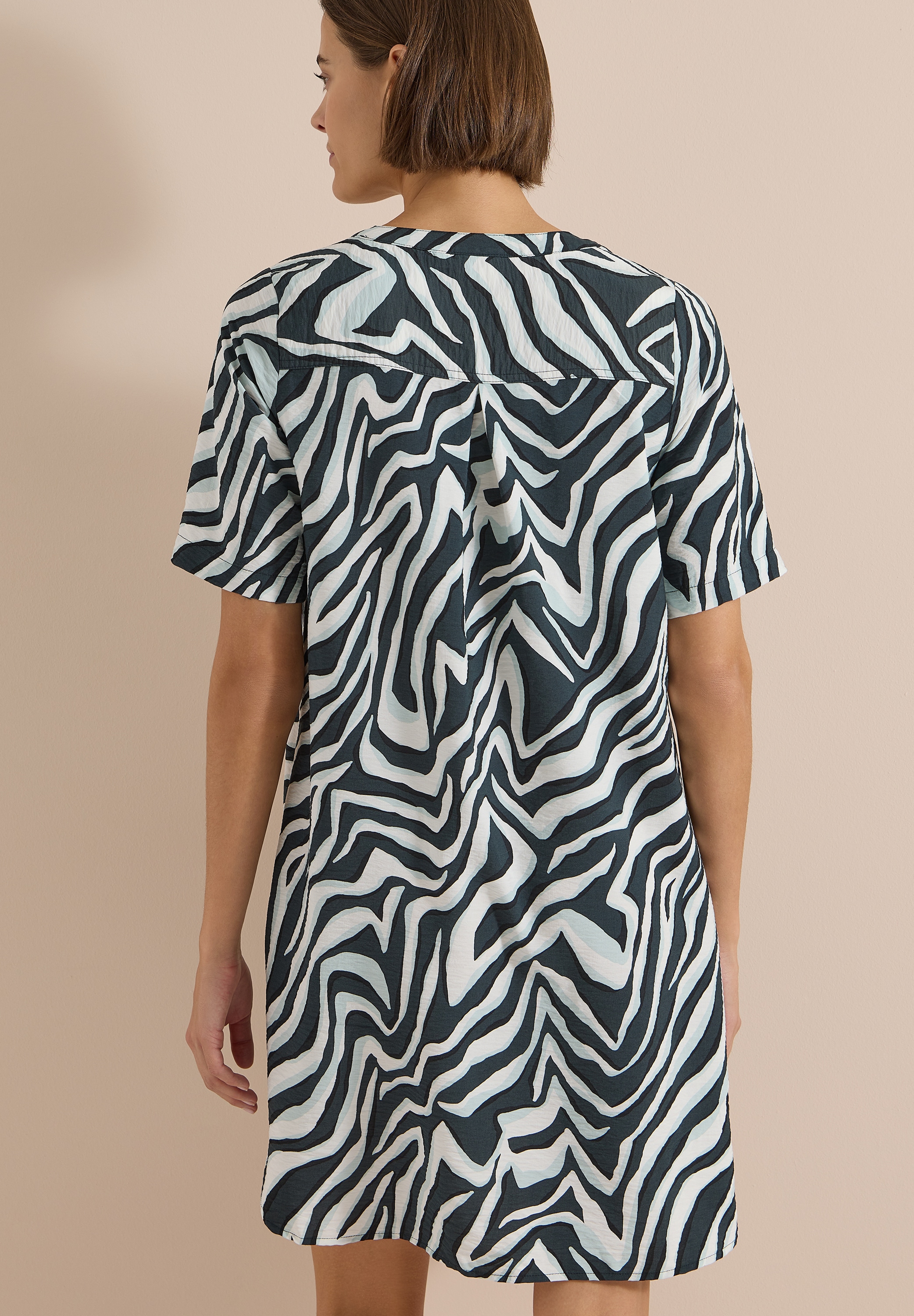 Cecil Sommerkleid Eingrifftaschen Split Neck, abstrahierter Zebraprint, Viskosemix, Sommerkleid