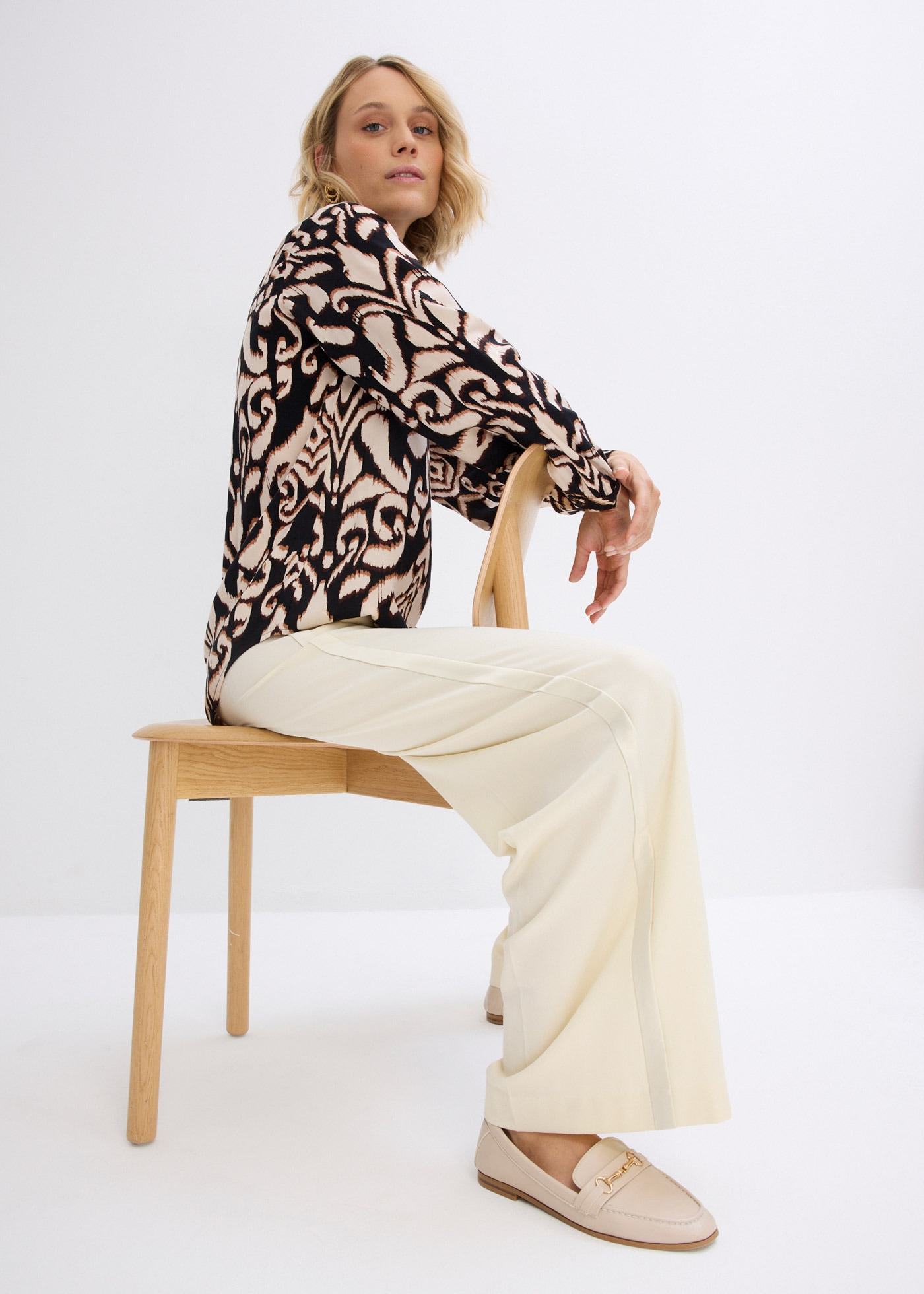 bonprix Tunika »Tunikabluse aus fließender Viskose« Tunikabluse aus fließender Viskose