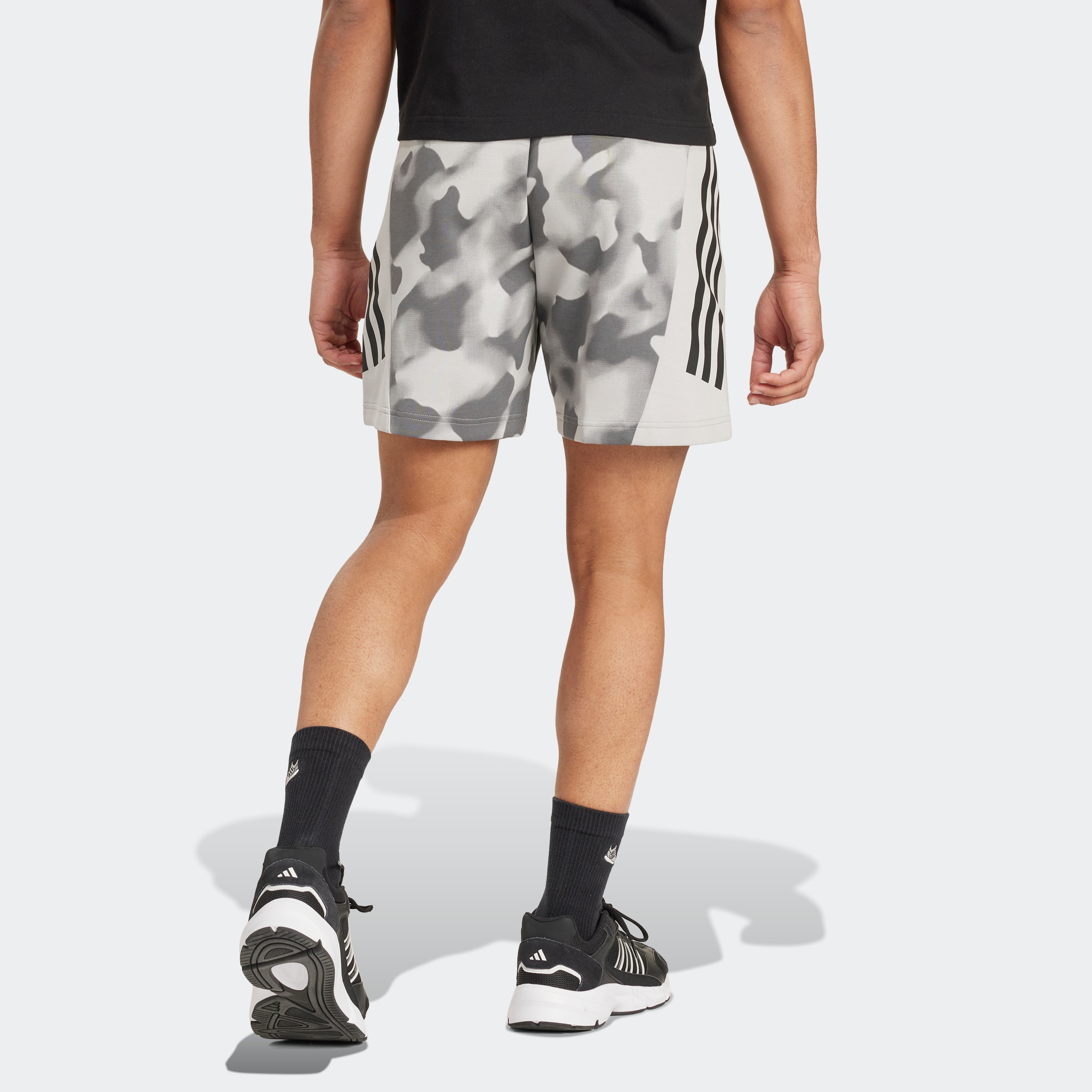 adidas Sportswear Shorts »M FI 3S SHO AOP«, (1 tlg.)